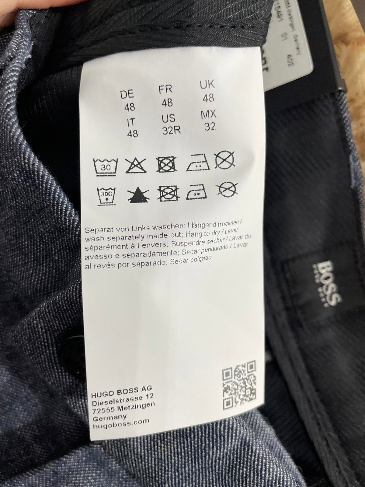 Hugo Boss Riko Pleated Jeans W32 L32 Stretch Fabric Indigo Blue Denim