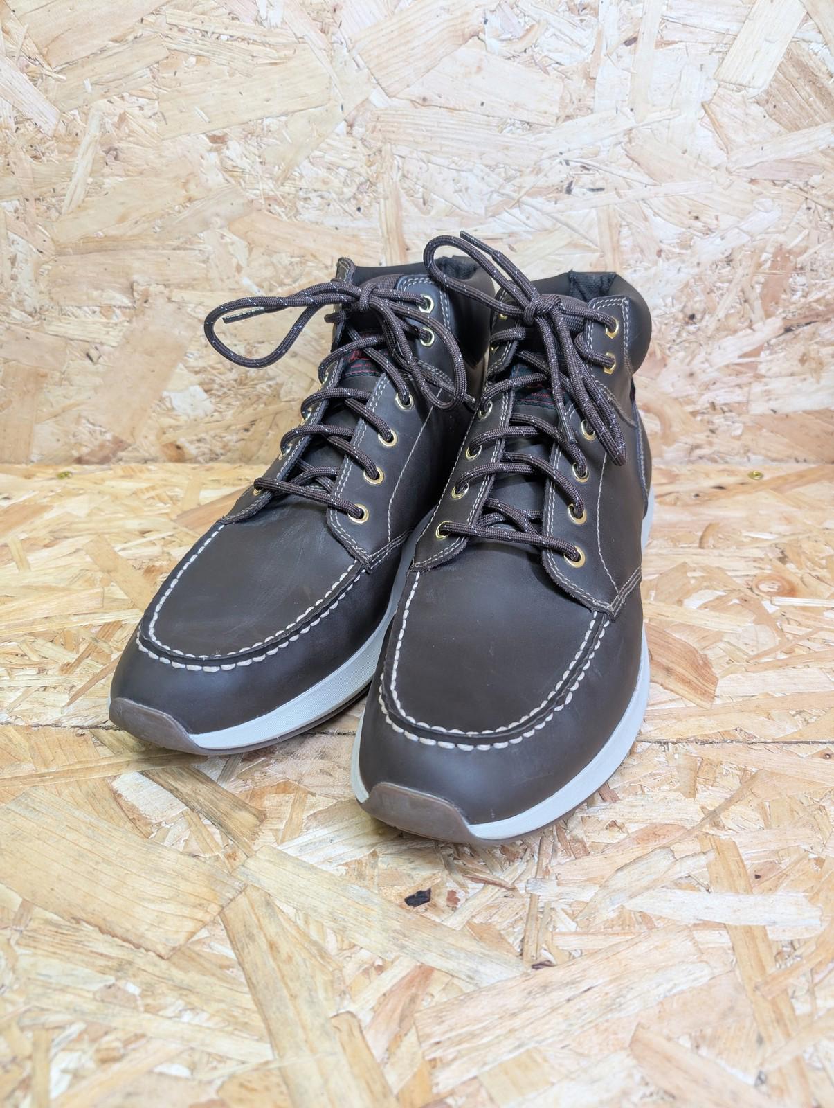 GH Bass & Co Boots UK 11 Men Leather Casual Brown Ankle Maine USA Comfort Lace