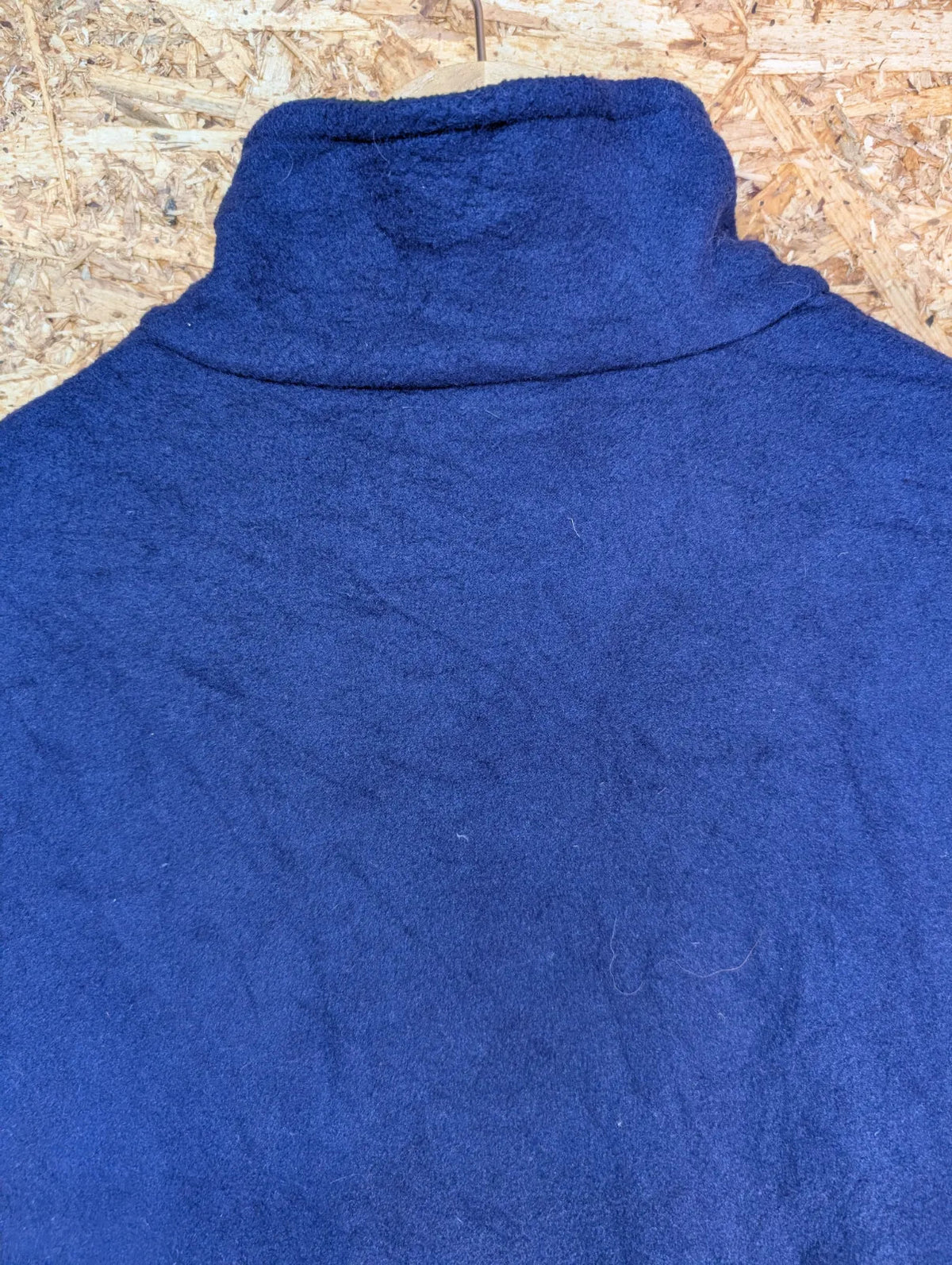 Patagonia Capilene 1/4 Zip Fleece Mens Medium Blue Hiking Walking Layer Collared