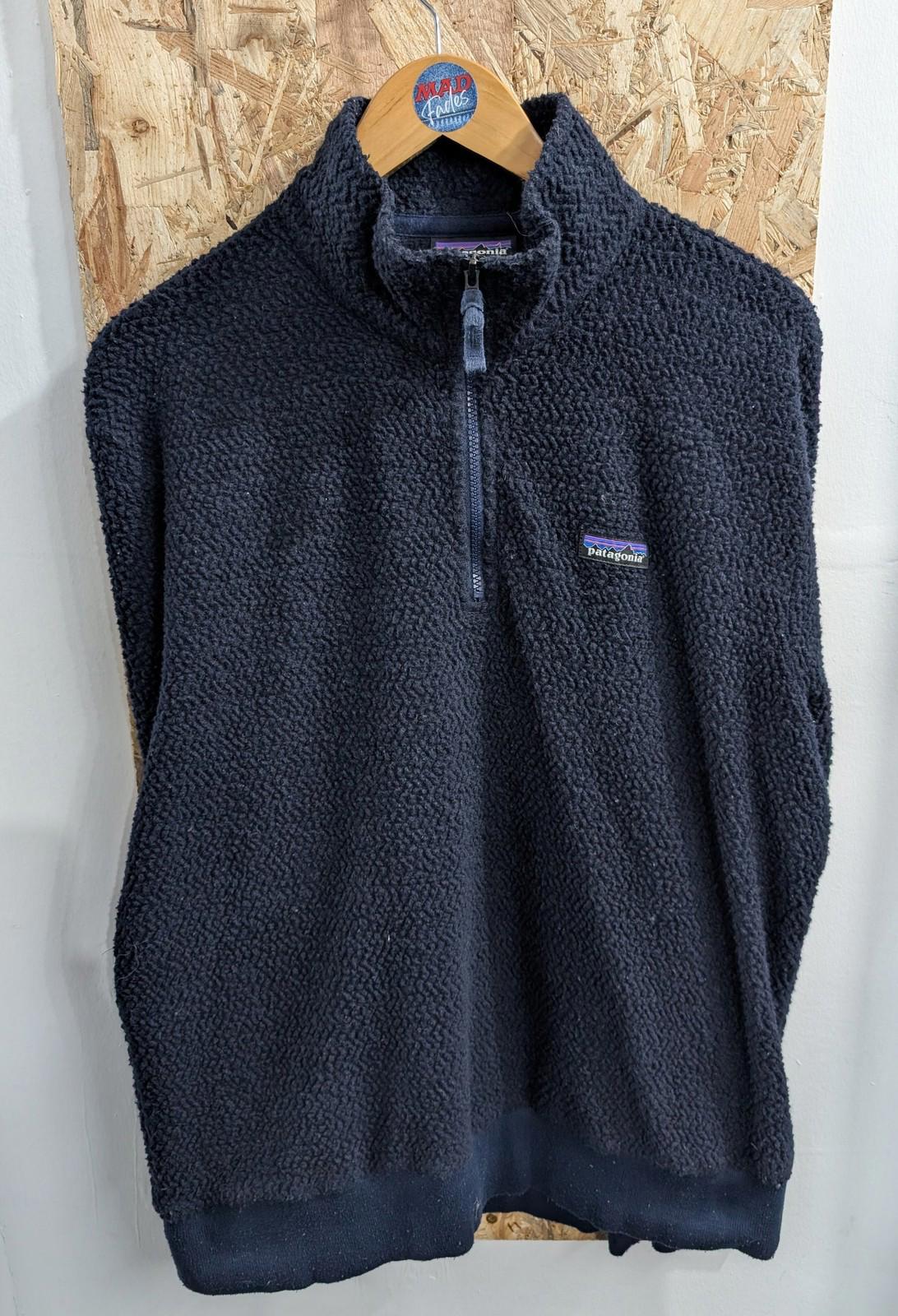 Patagonia Large Men Woolyester Fleece 1/4 Zip Top Navy Blue Knit Warm Hiking