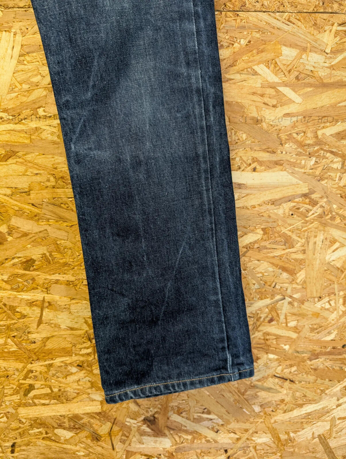 Vintage Levis 607 Jeans Mens W30 L32 Dark Blue Wash Denim Button Orange Tab 90s