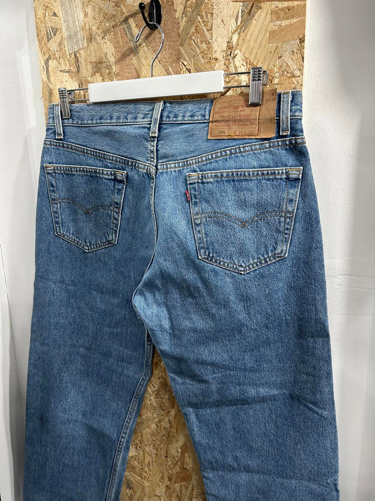 Levis 501 Jeans W36 L26 Made in USA Vintage 90s Mid Wash Blue Denim