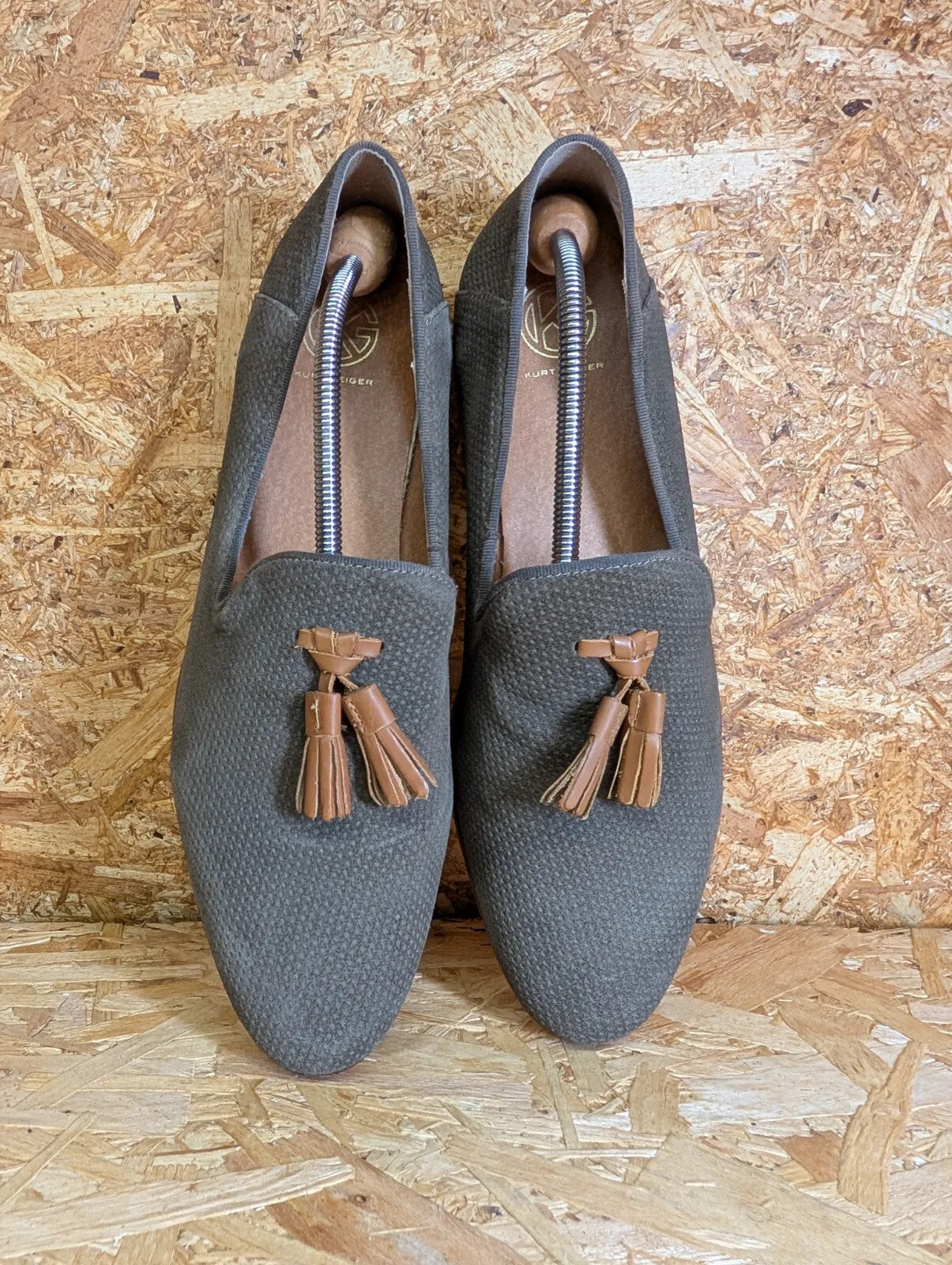 Kurt Geiger Tassel Loafers Mens UK 11 EU 45 Grey Tan Leather Slip On Smart