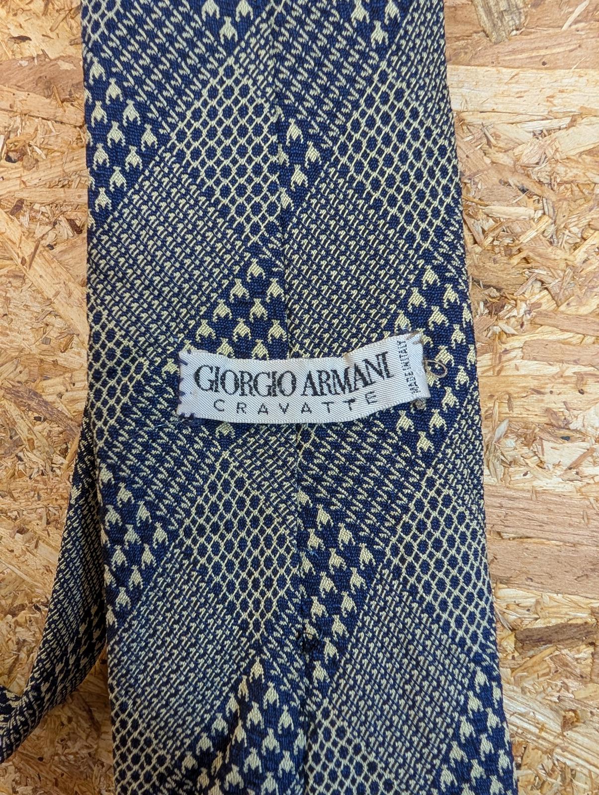 Georgio Armani Silk Tie 61" 155cm Made In Italy Navy Blue Cream Diamond Pattern