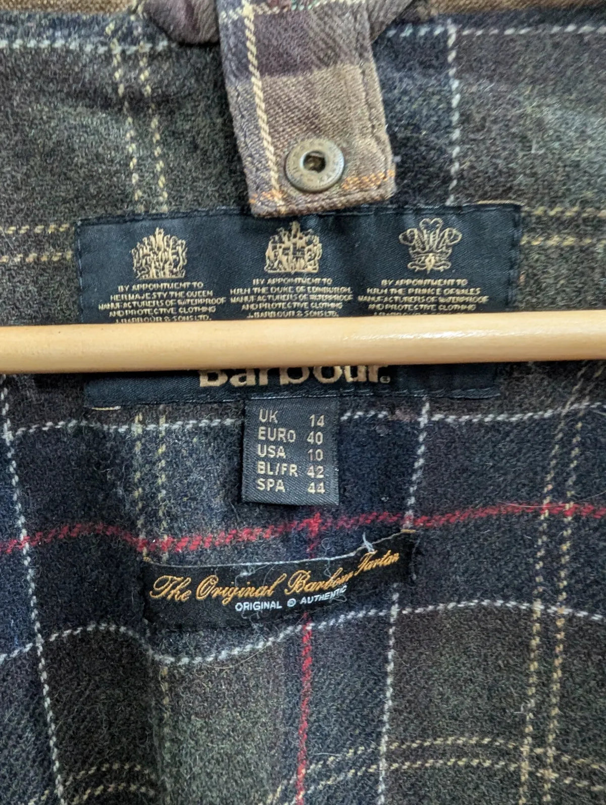 Barbour Waxed Jacket Womens UK14 Olive Waxed Cotton Tartan Lining Full Zip Plaid
