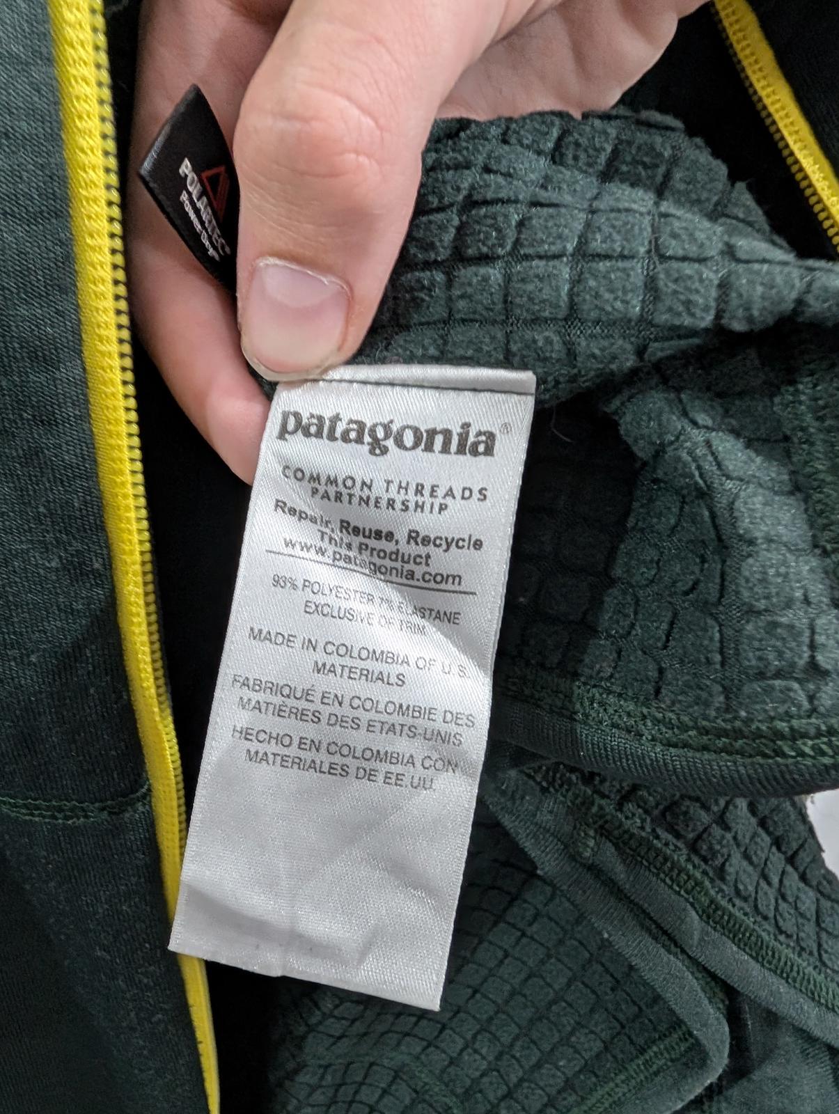 Patagonia Mens Small R1 Full-Zip Jacket Microgrid Fleece Green Yellow Sweater
