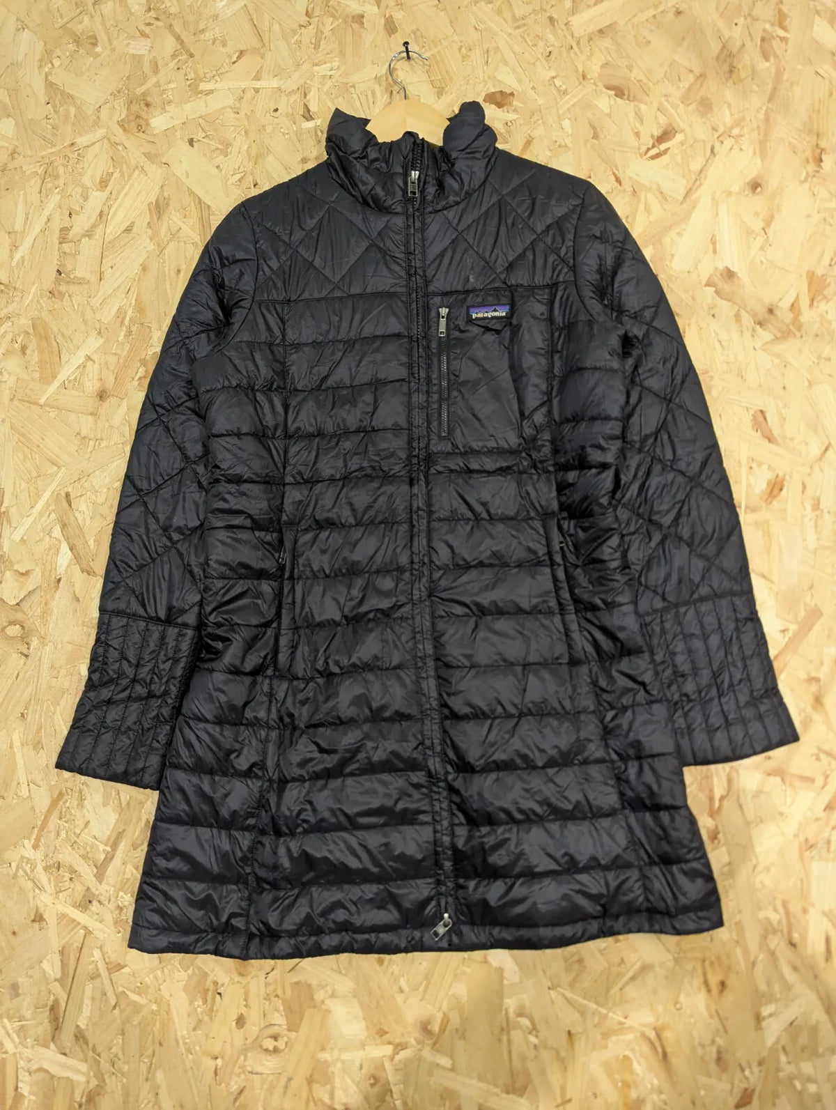 Patagonia Radalie Parka Womens Medium Black Quilted Puffer Jacket Insulated