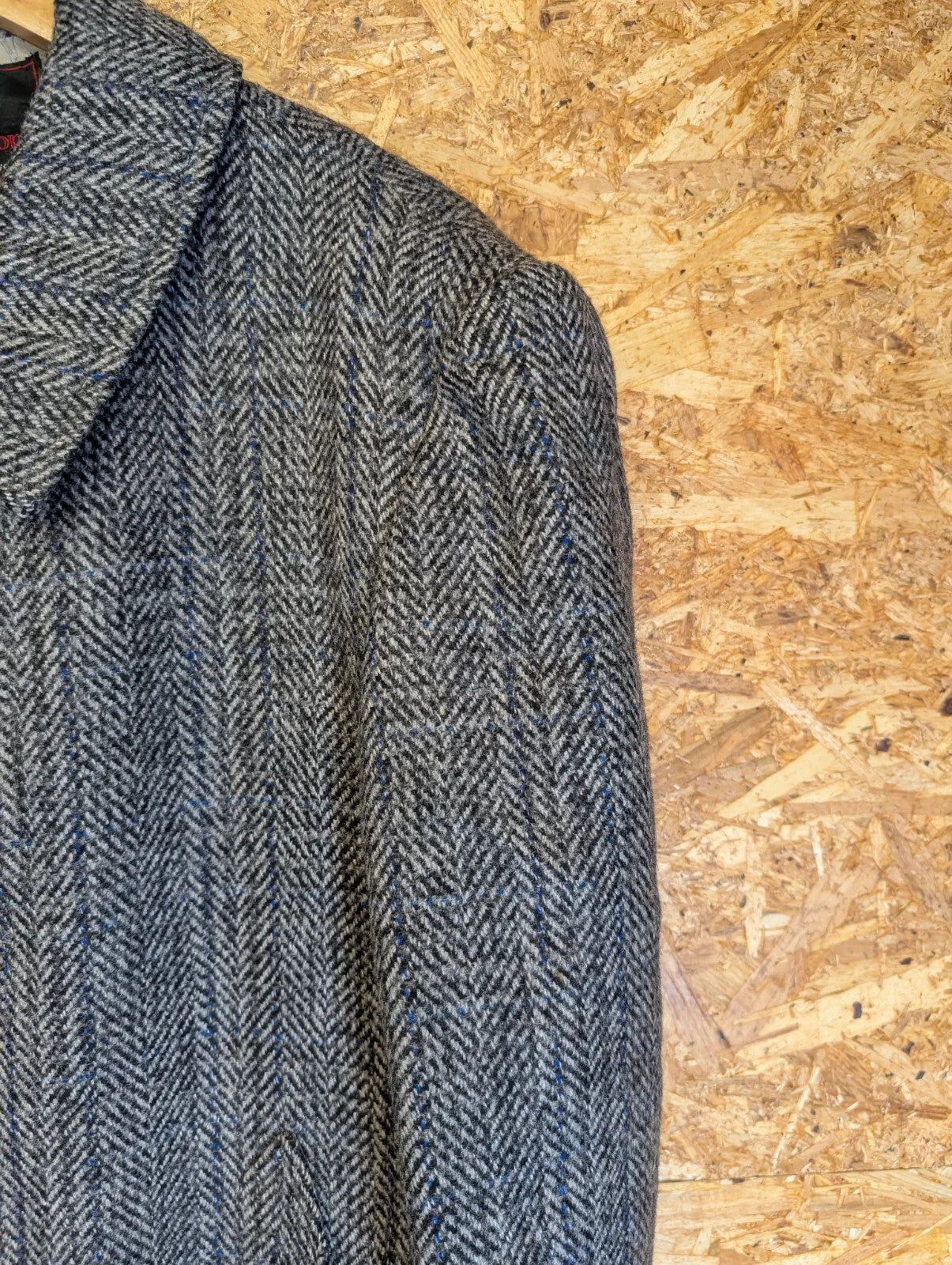 Vintage Tweed Overcoat Large Grey Blue Wool Herringbone Button Up Diamond 70s