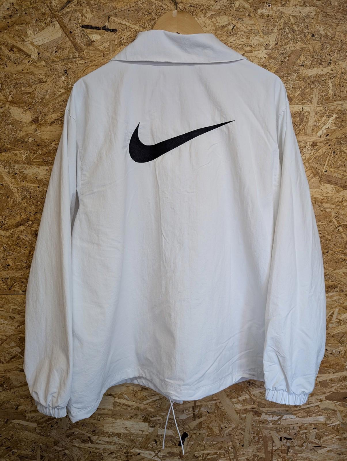 Nike Track Jacket XL Women Oversized Mesh Lined White Swoosh UV Windbreaker