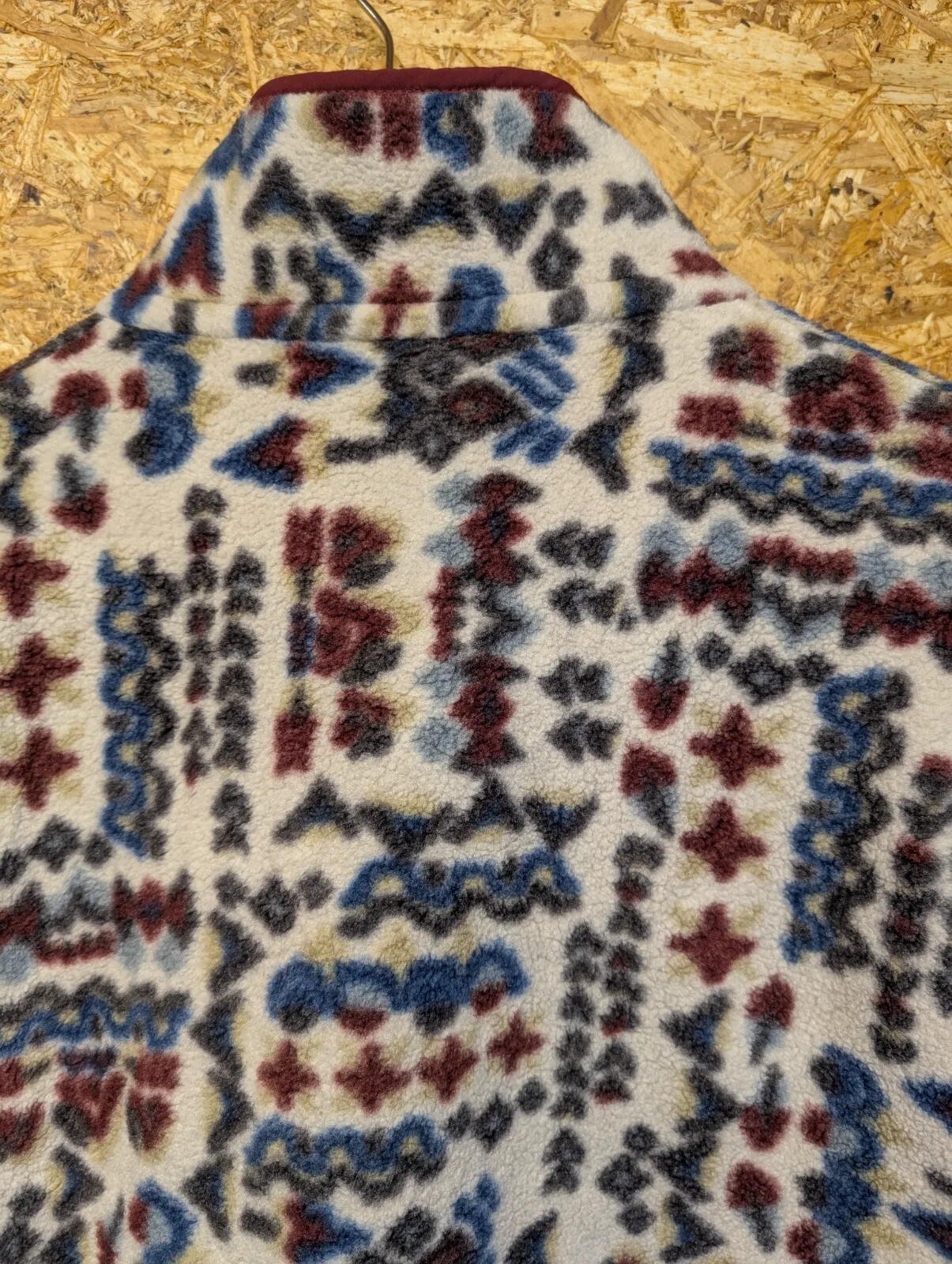 Patagonia Fleece Mens Medium Pattern Cream Red BluePullover Synchilla Snap-T