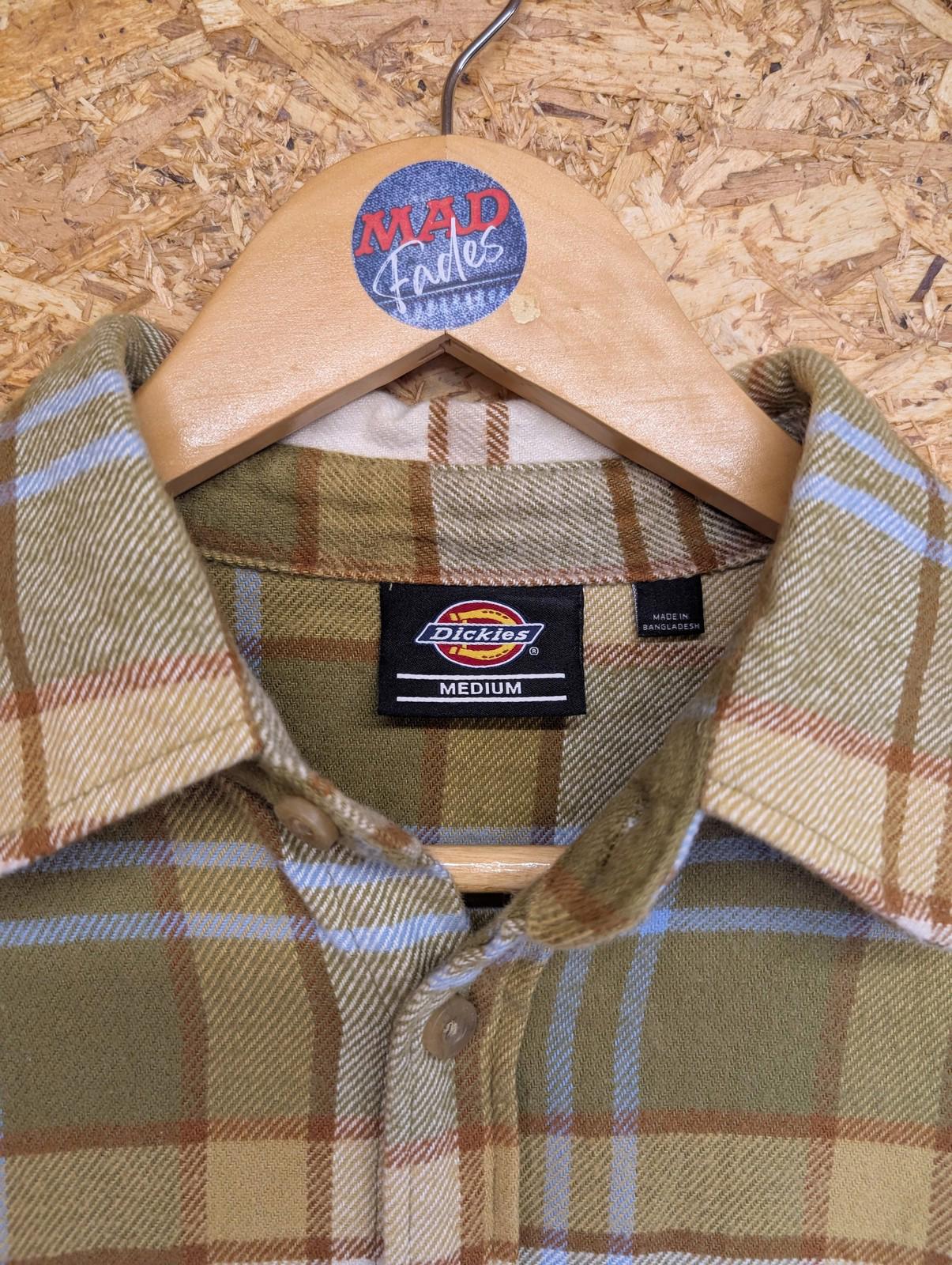 Dickies Plaid Shirt Men’s Medium Button-Up Casual Check Flannel Green
