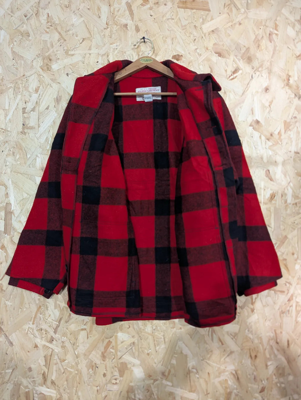 Vintage Filson Double Mackinaw Jacket Mens XL 44 Red Black Buffalo Plaid 80s