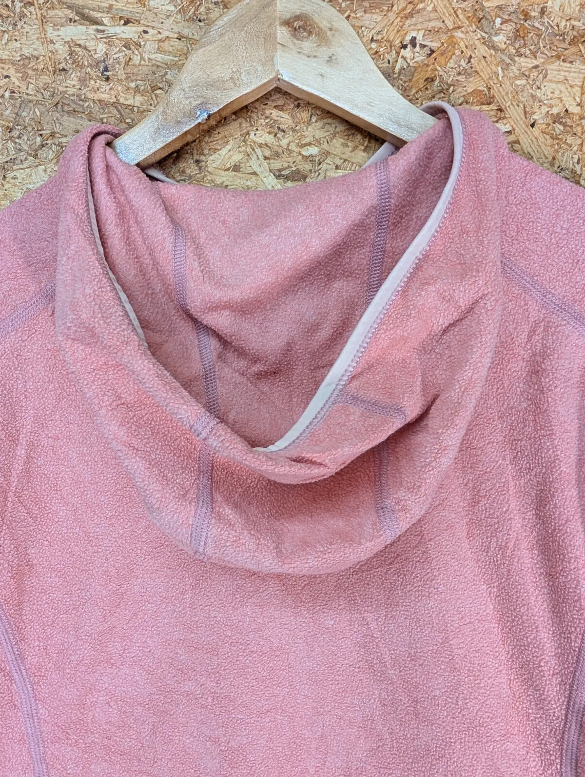Patagonia Fleece Hoodie Womens Medium Pink Pullover Micro D-Luxe Hoody Walking