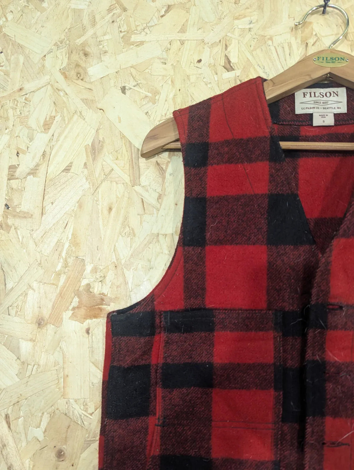 Filson Mackinaw Vest Mens Small Red Black Check Buffalo Heavy Wool USA Made