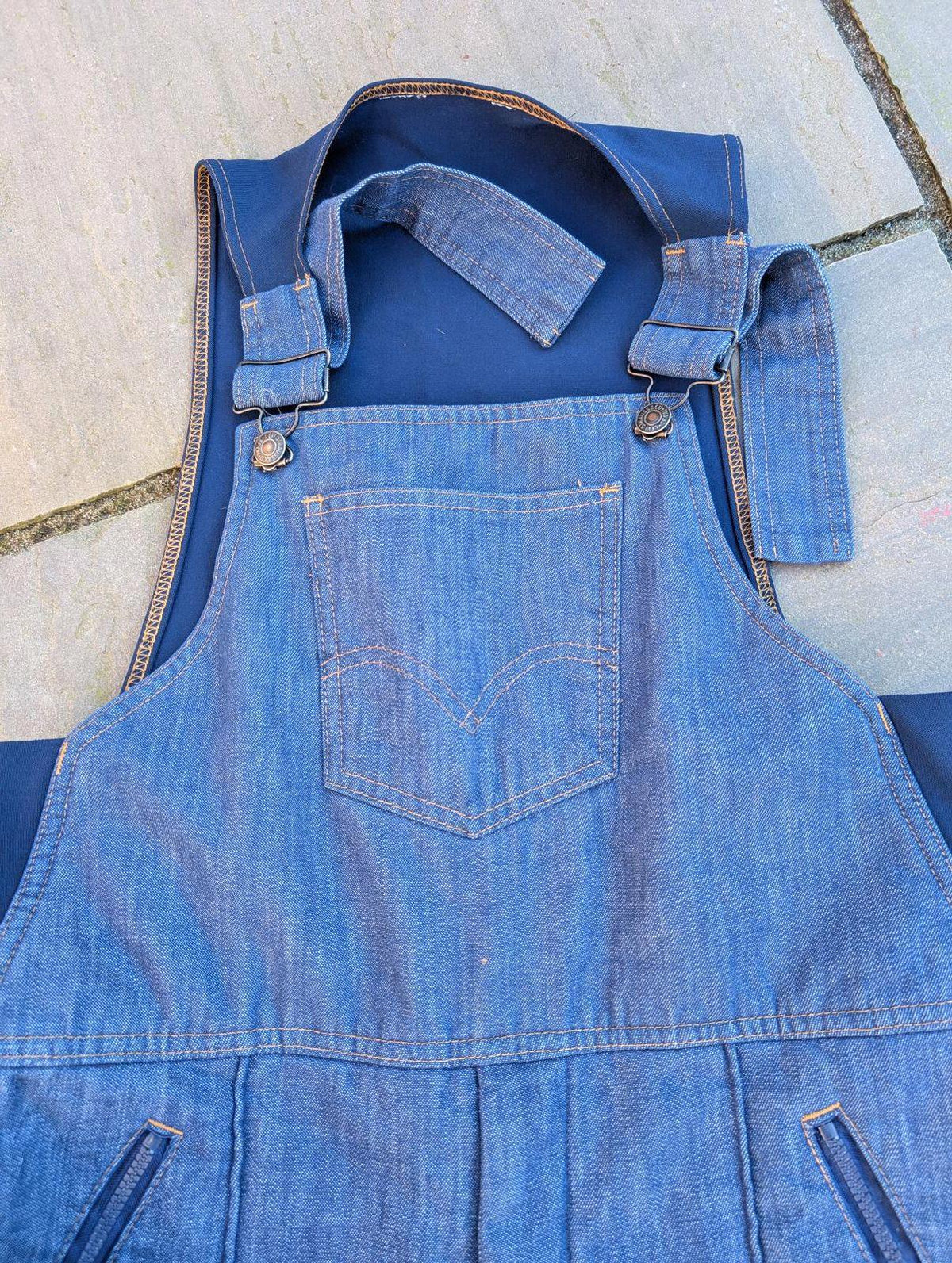 Vintage Levis Dungarees 12-14 W34 L30 Overall Navy Blue Denim Zip Size 70s