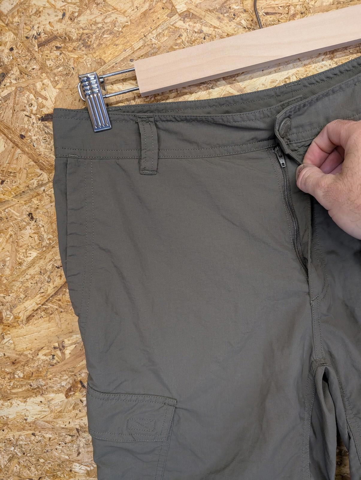 The North Face Cargo Shorts Men 32 Outdoor Nylon Green Casual Utility