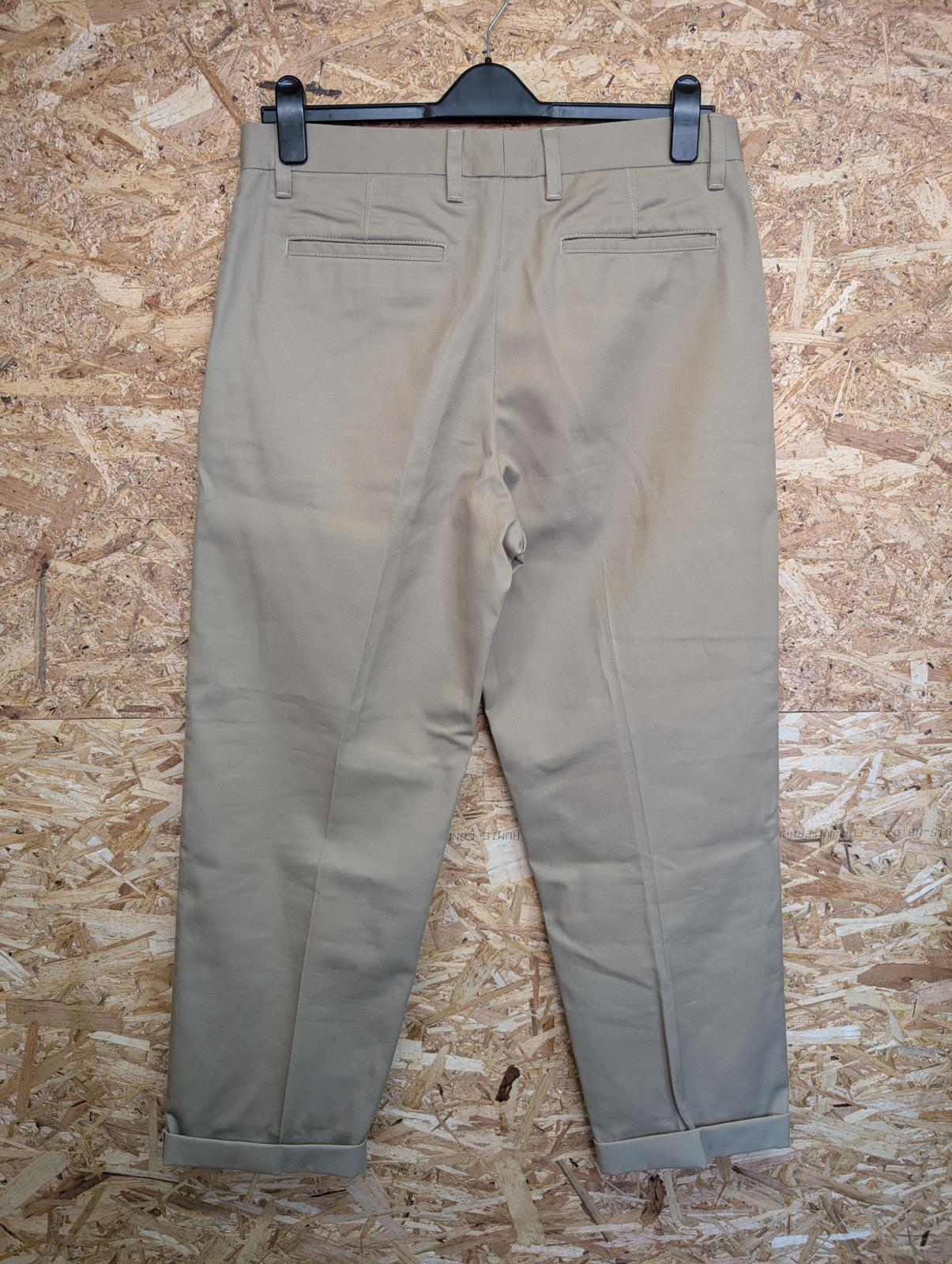 Gant W33 L31 Beige Chino Trousers Relaxed Tapered Fit Zip Fly
