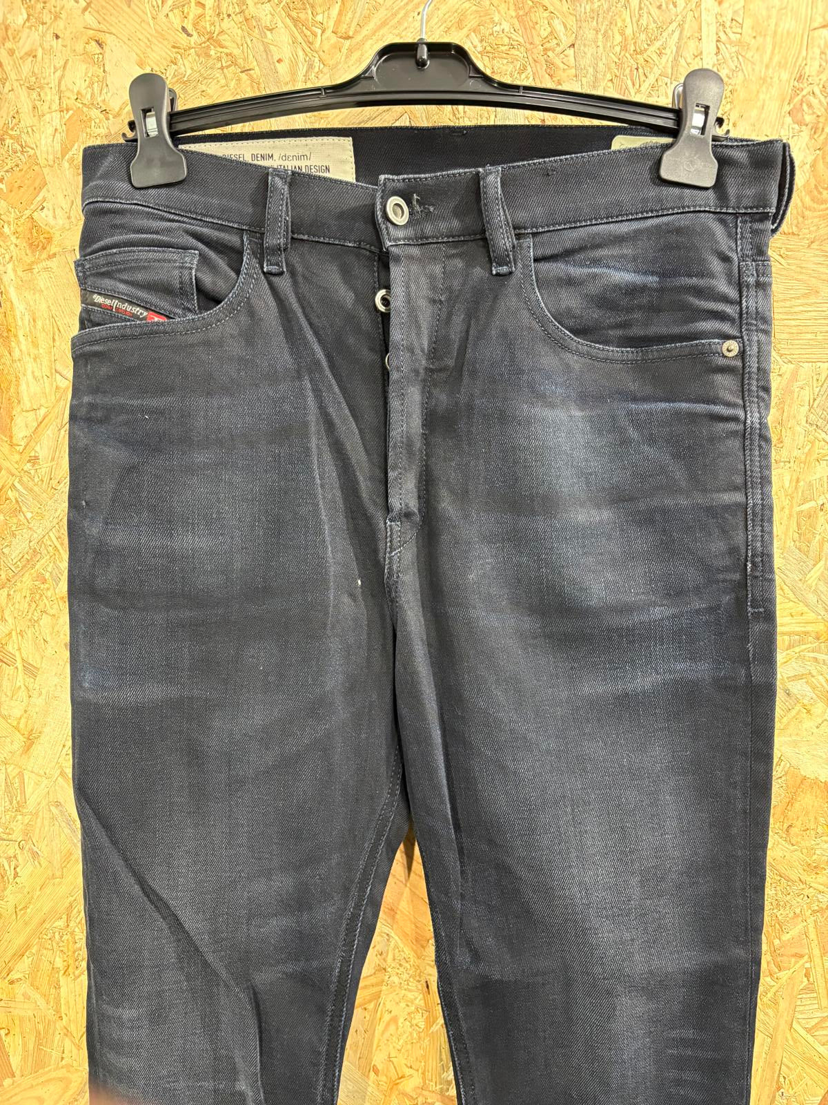 Diesel D-Eetar Jeans W31 L32 084AY Navy Blue Tapered Slim Button Fly Rigid Wash