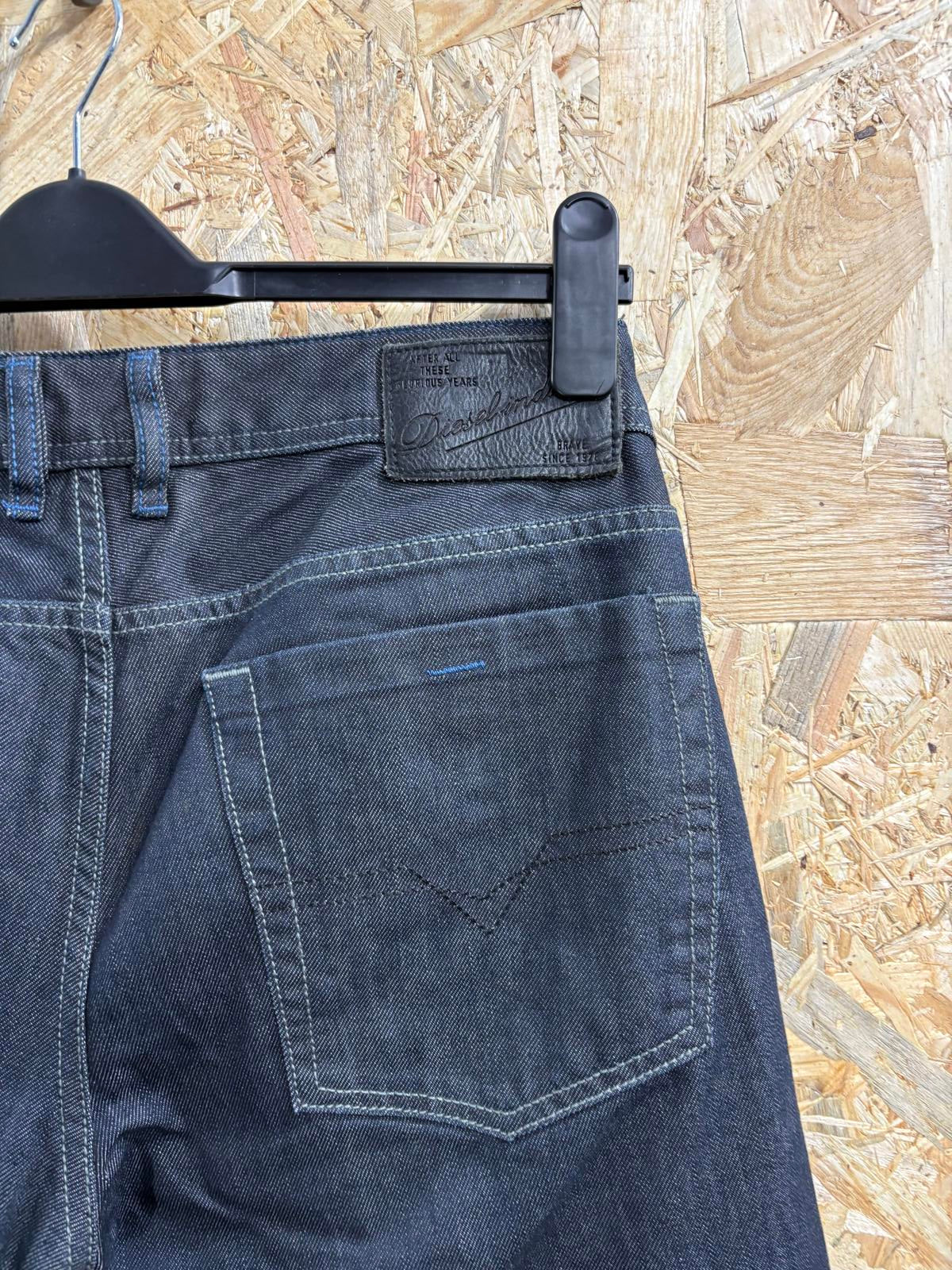 Diesel Zatiny Jeans W33 L32 Men Rigid Denim Dark Blue Straight 00088z Button Fly