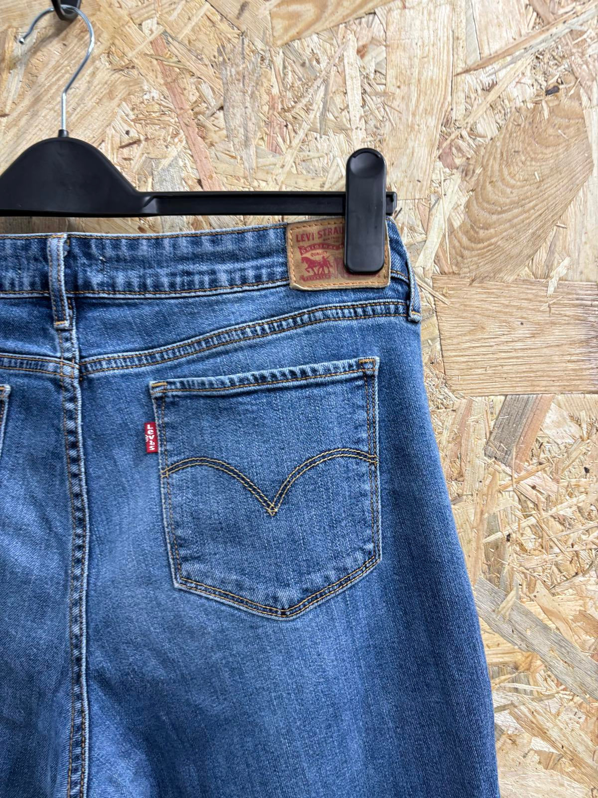 Levis 712 Slim Jeans W32 L32 Women Mid Blue Stretch Denim Red Tab Zip Fly