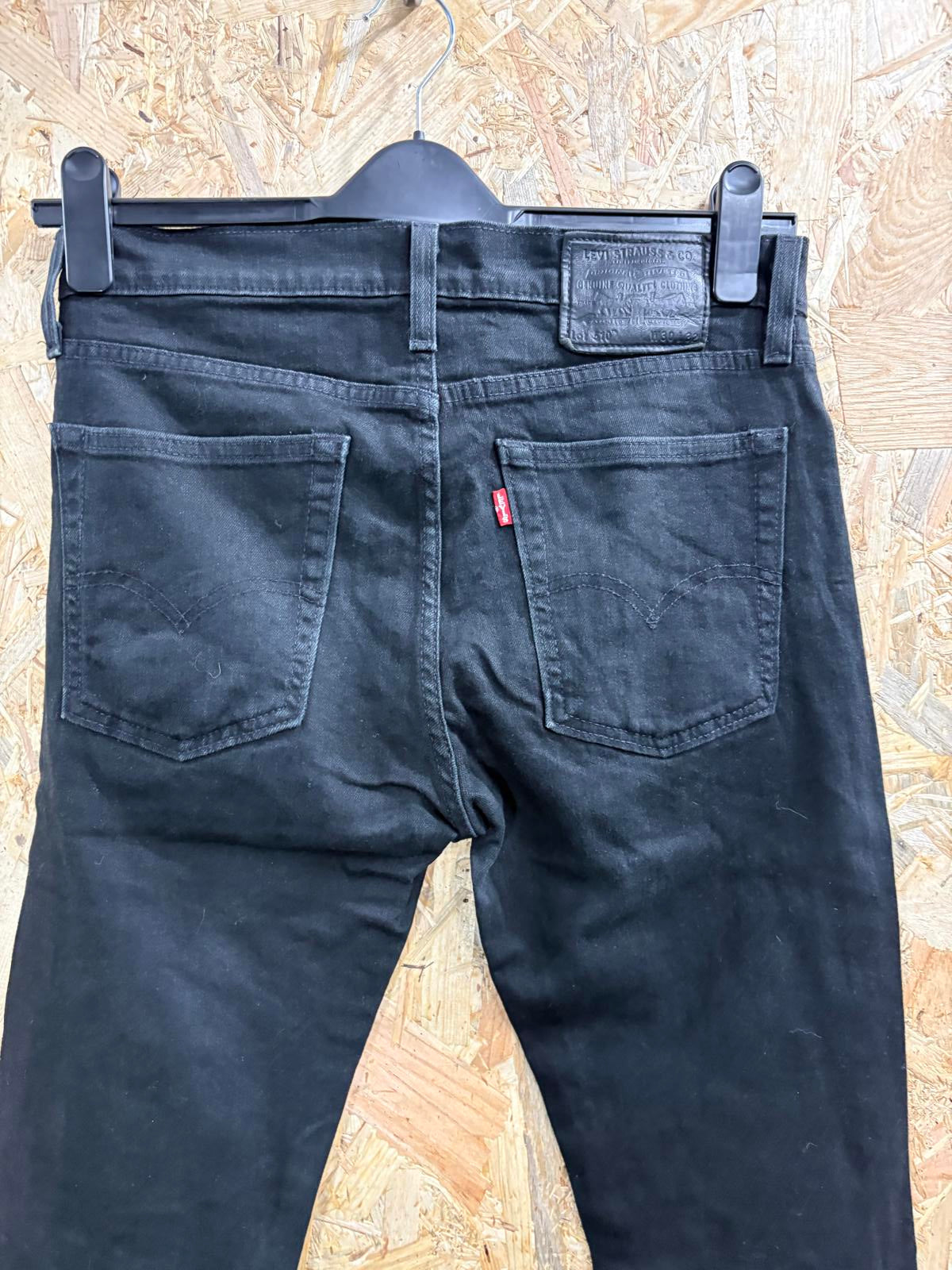 Levis 510 Skinny Jeans W30 L32 Men Black Slim Stretch Zip Fly Red Tab Emo Goth