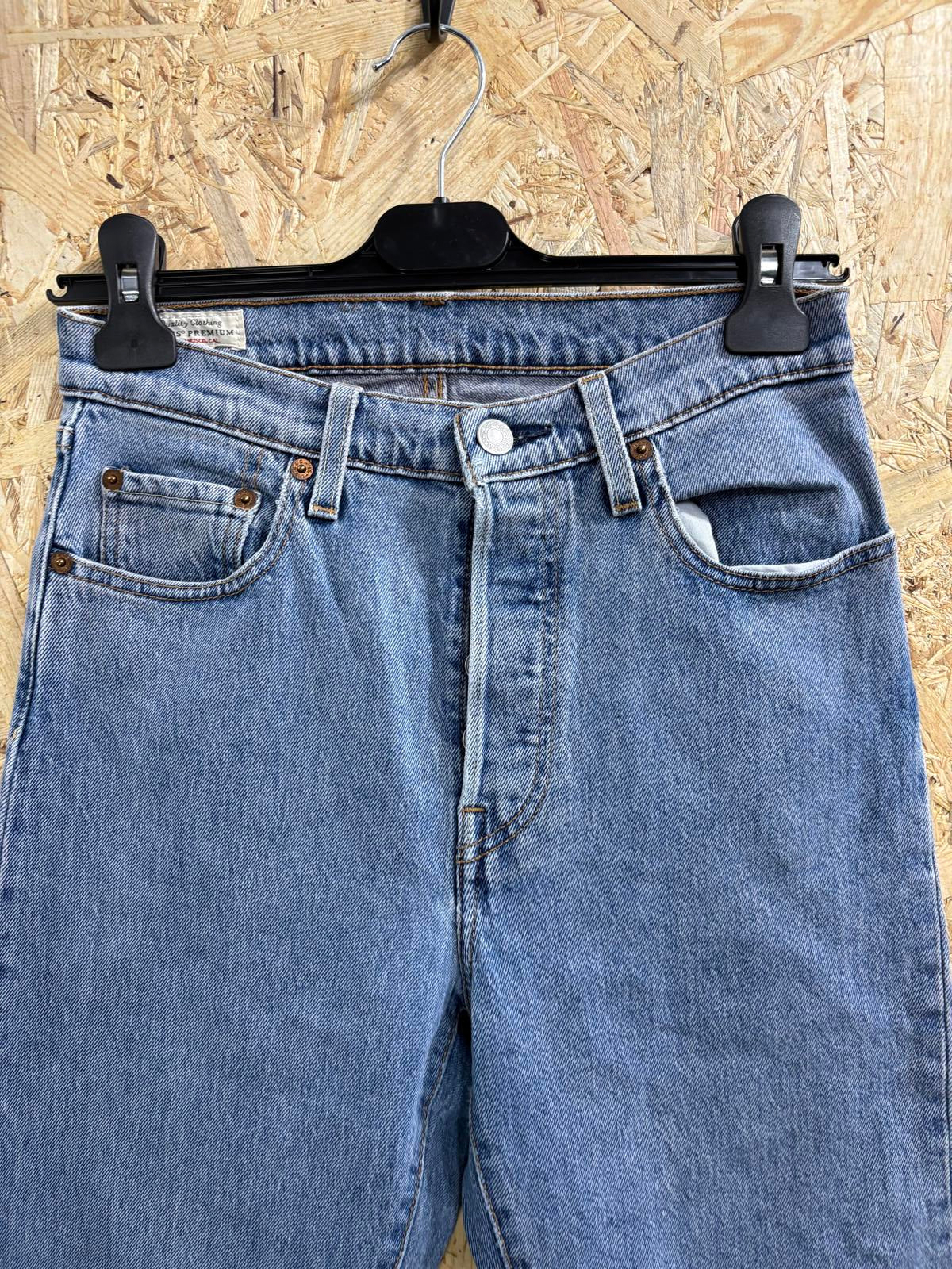 Vintage Levis 501 Jeans Size 6 W25 L26 Women Mid Blue Stonewashed Button Fly