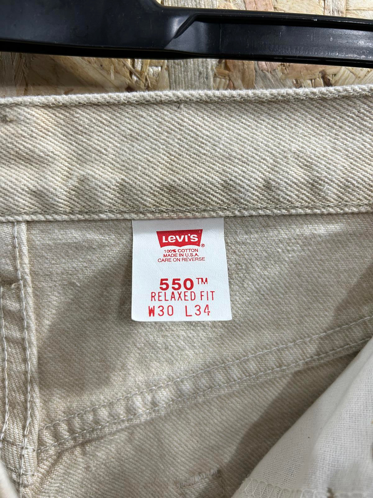 Vintage Levis 550 USA Jeans W30 L34 Men Straight Leg Cream Stone Beige Zip Fly