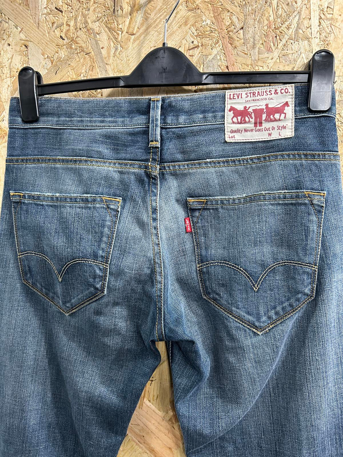 Levis 511 Slim Jeans W31 L32 Men Mid Blue Fades Straight Leg Red Tab Zip Fly