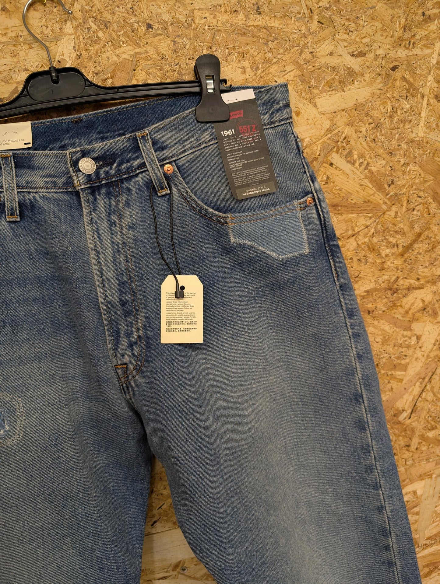 Levis Jeans W34 Premium 551z 1961 Big E Straight Relaxed Fit Distressed Blue
