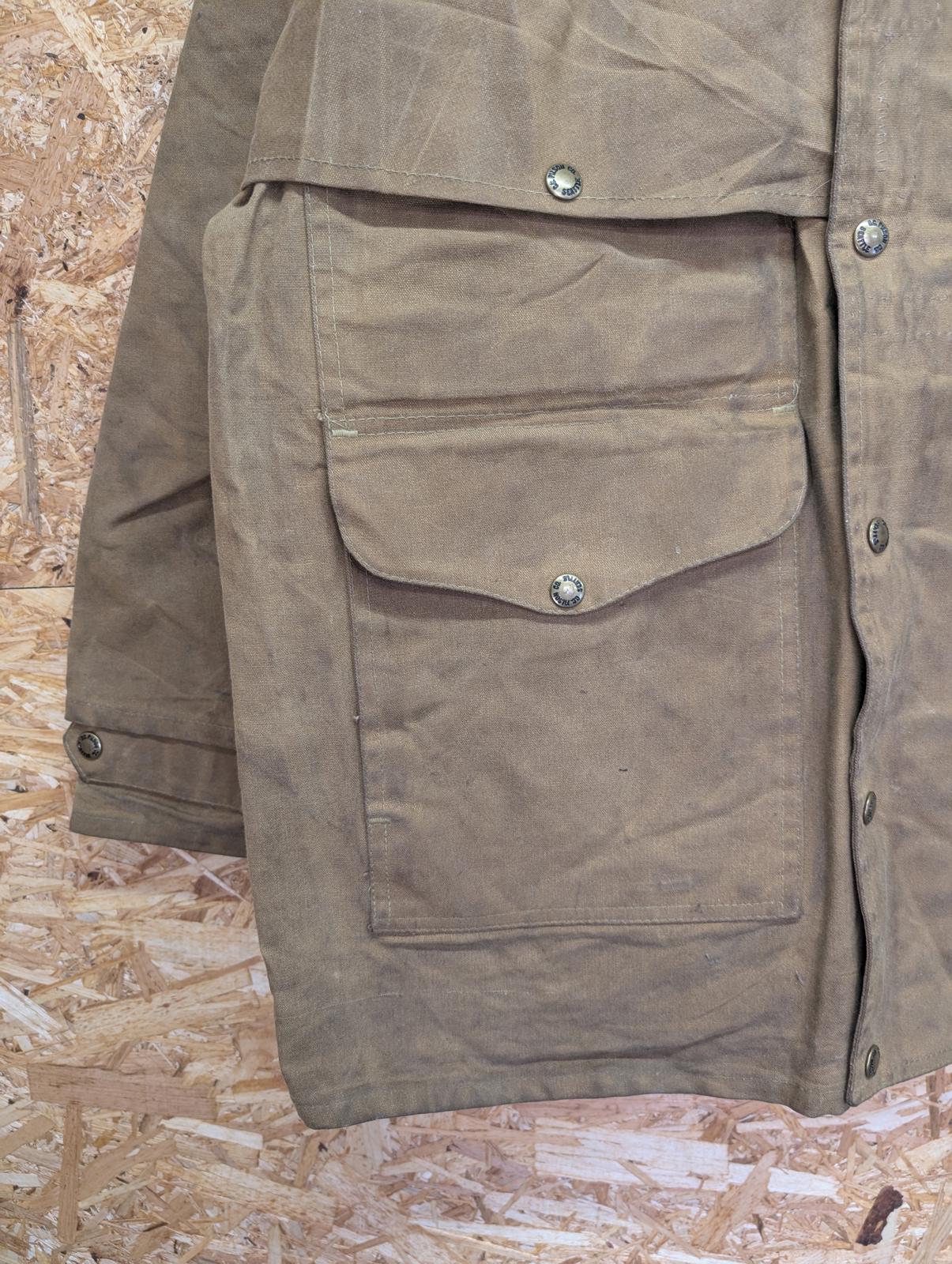 Filson Style 61 Jacket Large 42 Men USA Waxed Tin Cloth Hunting Mackinaw Coat