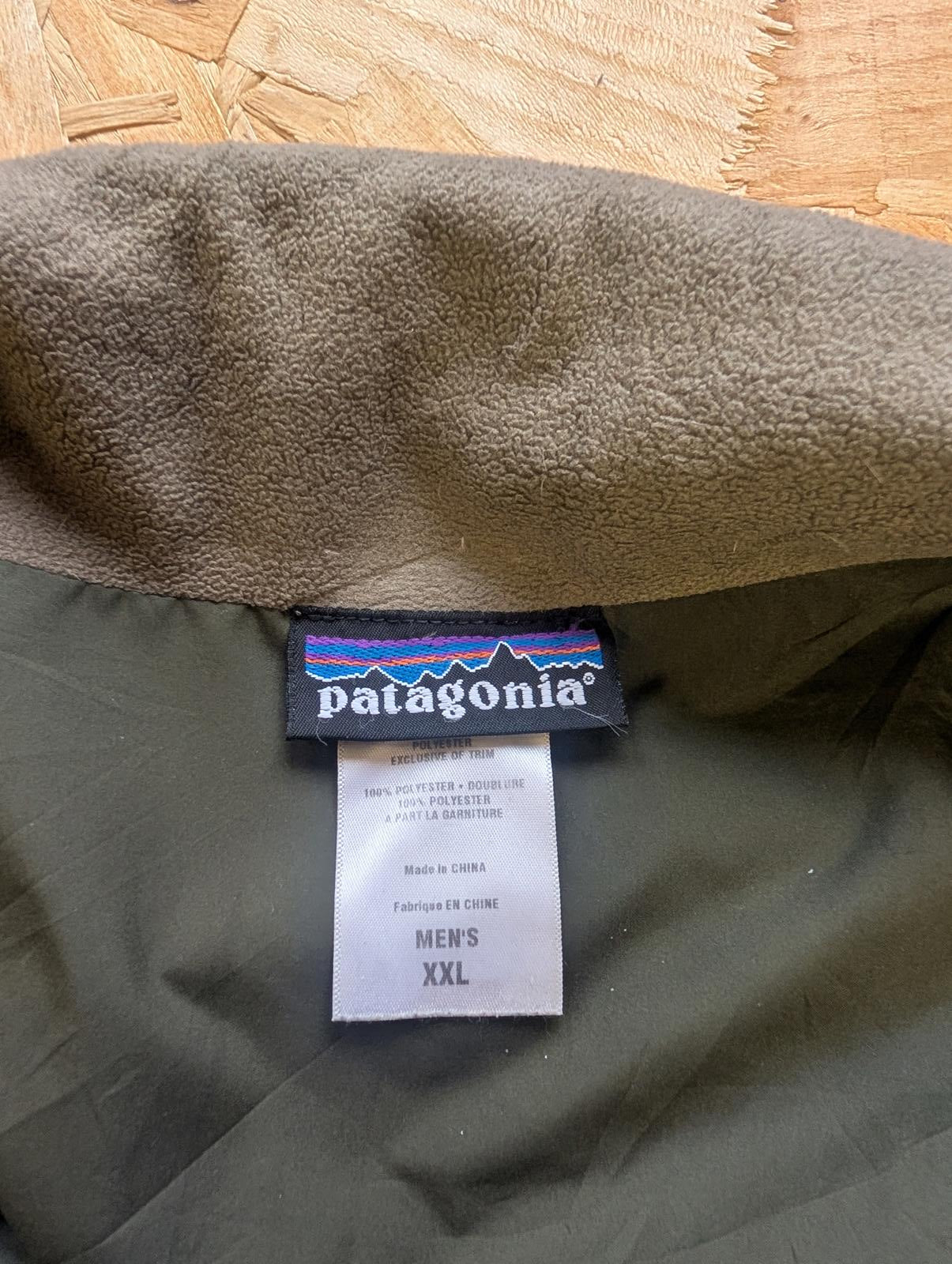 Patagonia Battersea Jacket XXL Men Waterproof Zip Coat Khaki Green Parka