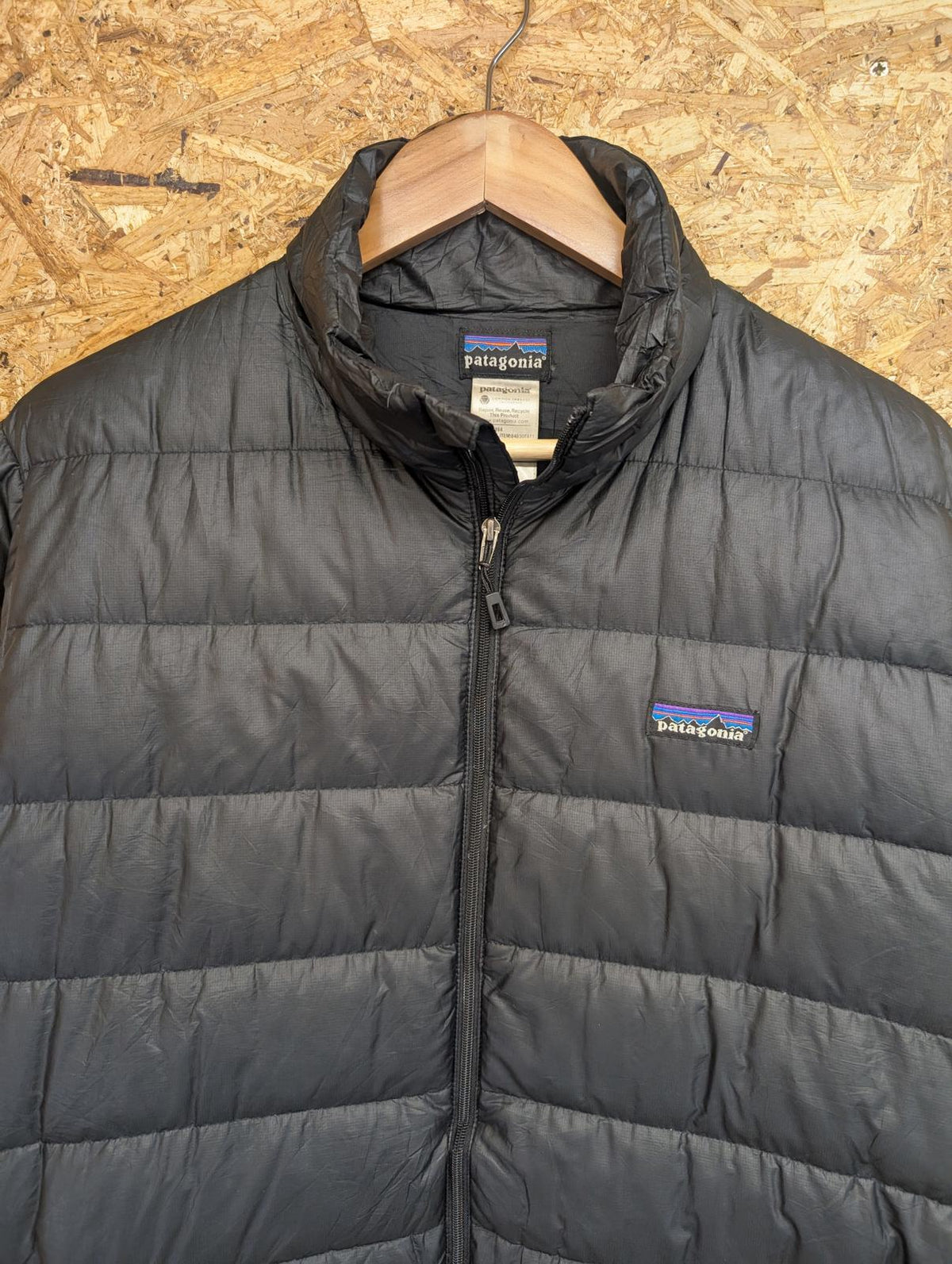 Patagonia Down Sweater Puff Jacket Medium Black Quilted Lightweight Insulated