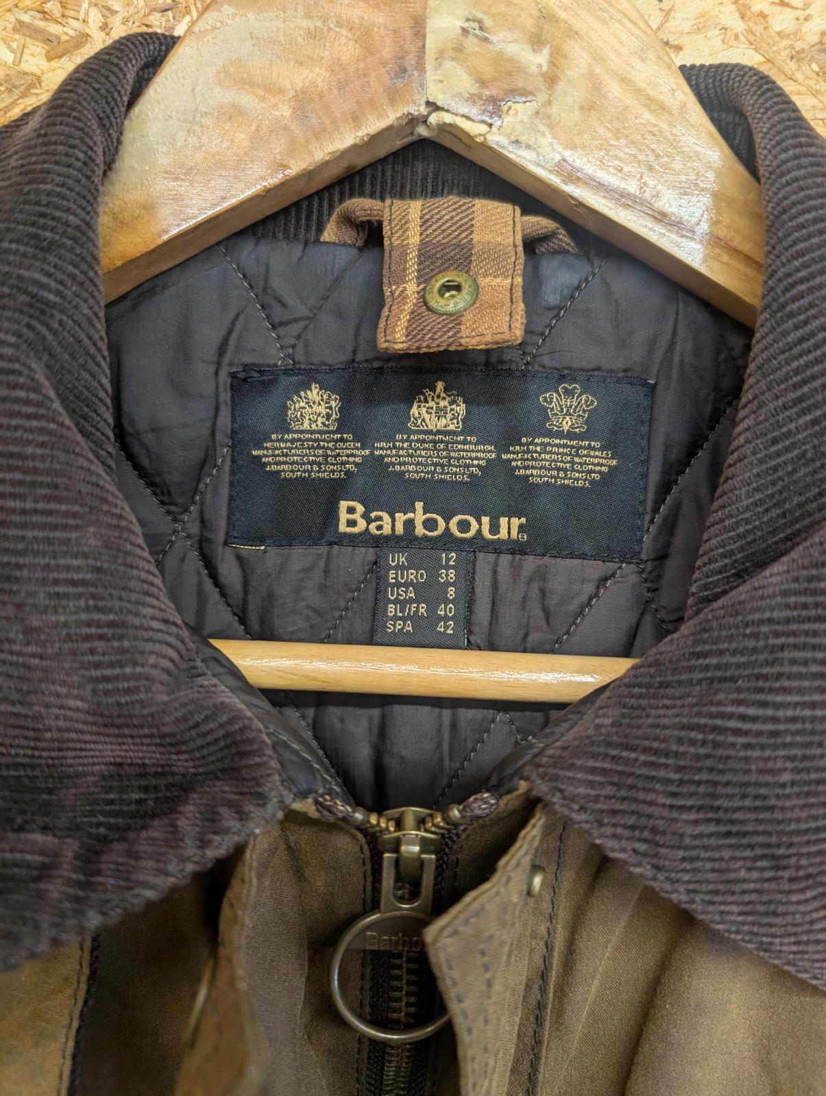 Barbour Belsay Wax Jacket Size 12 Women Padded Lined Coat Green Cord Collar