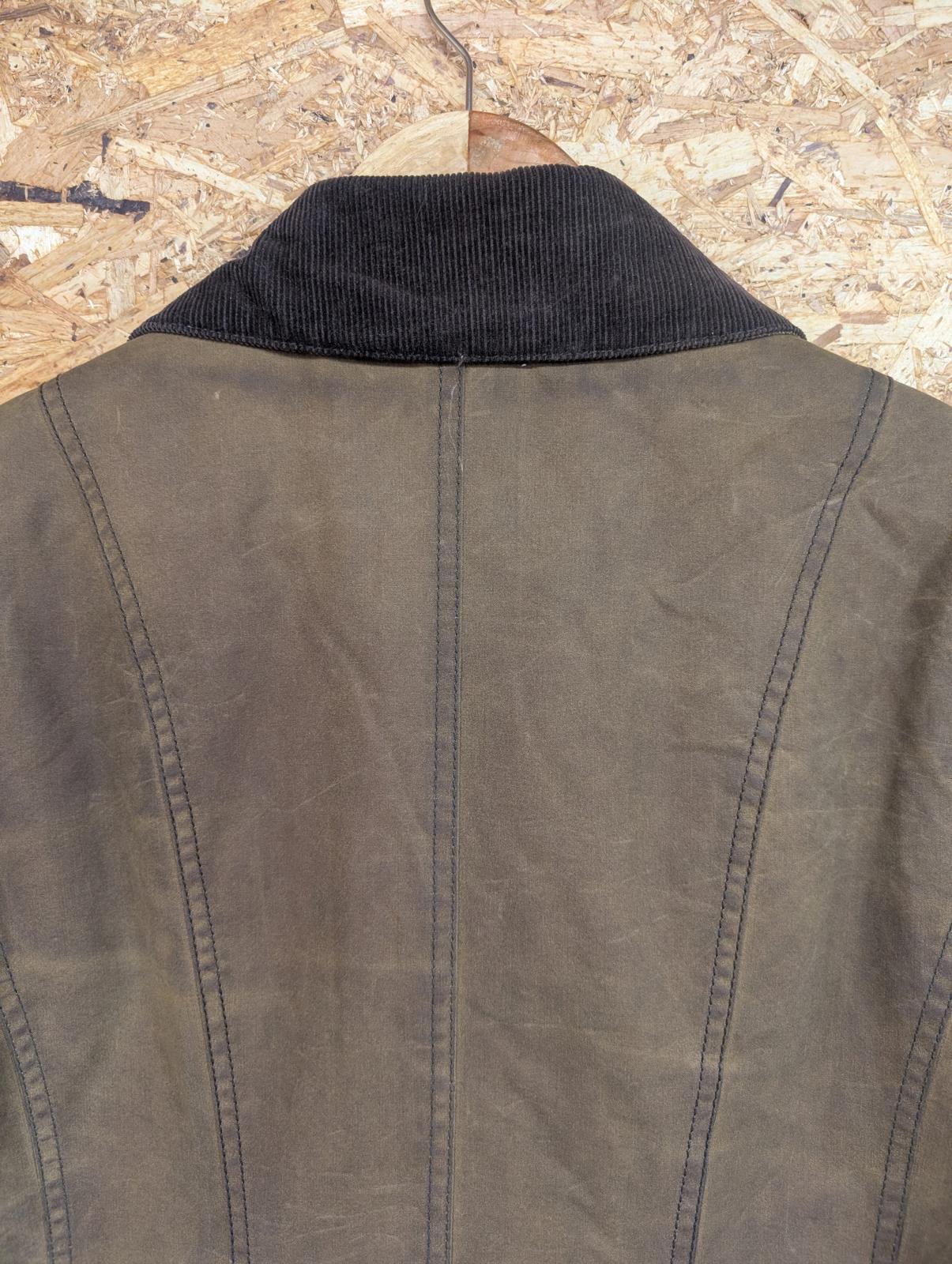 Barbour Belsay Wax Jacket Size 12 Women Padded Lined Coat Green Cord Collar