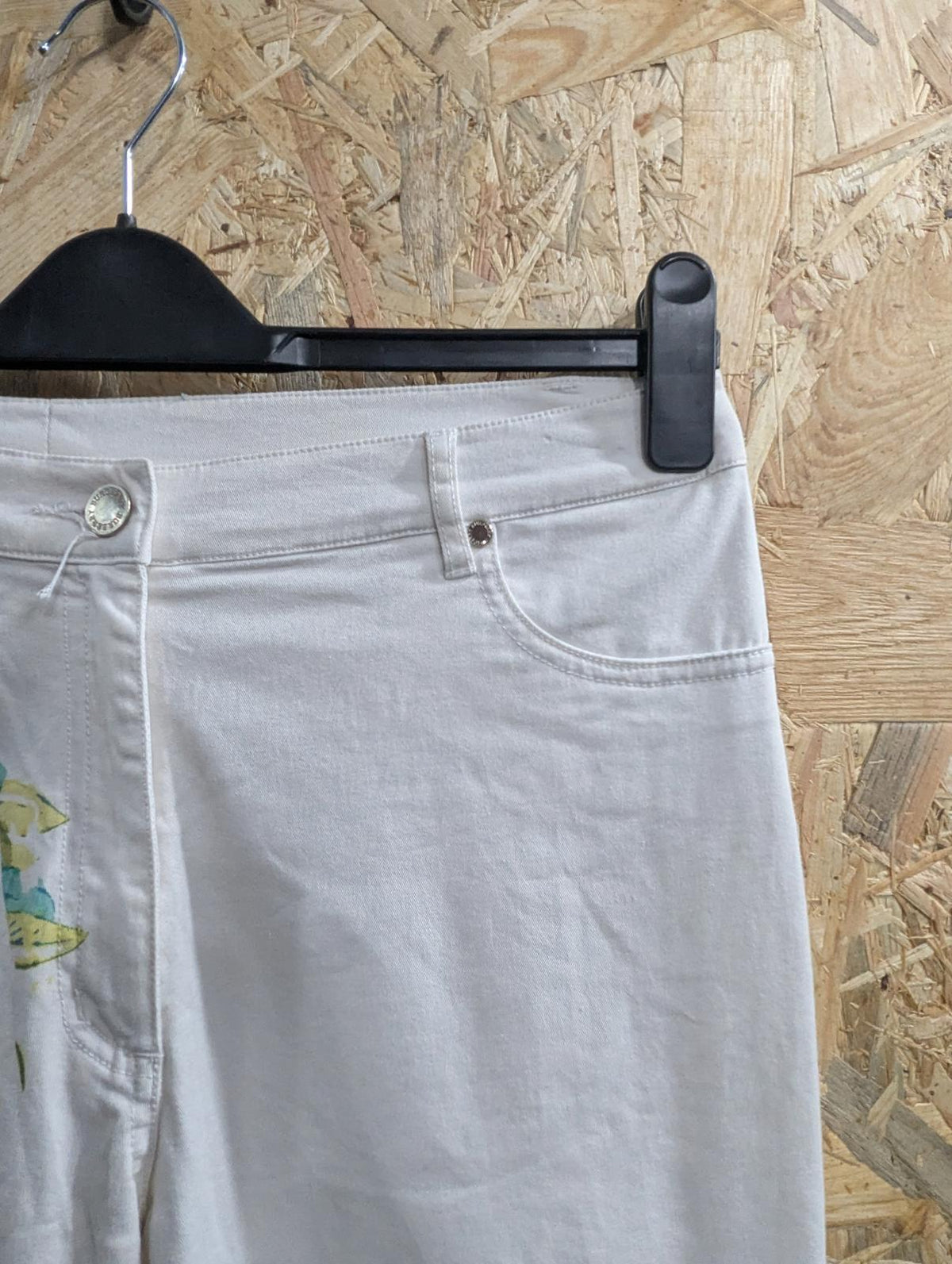 Burberry White Jeans W30 L34 Women Y2K Slim Zip Fly Stretch Floral Print Vintage