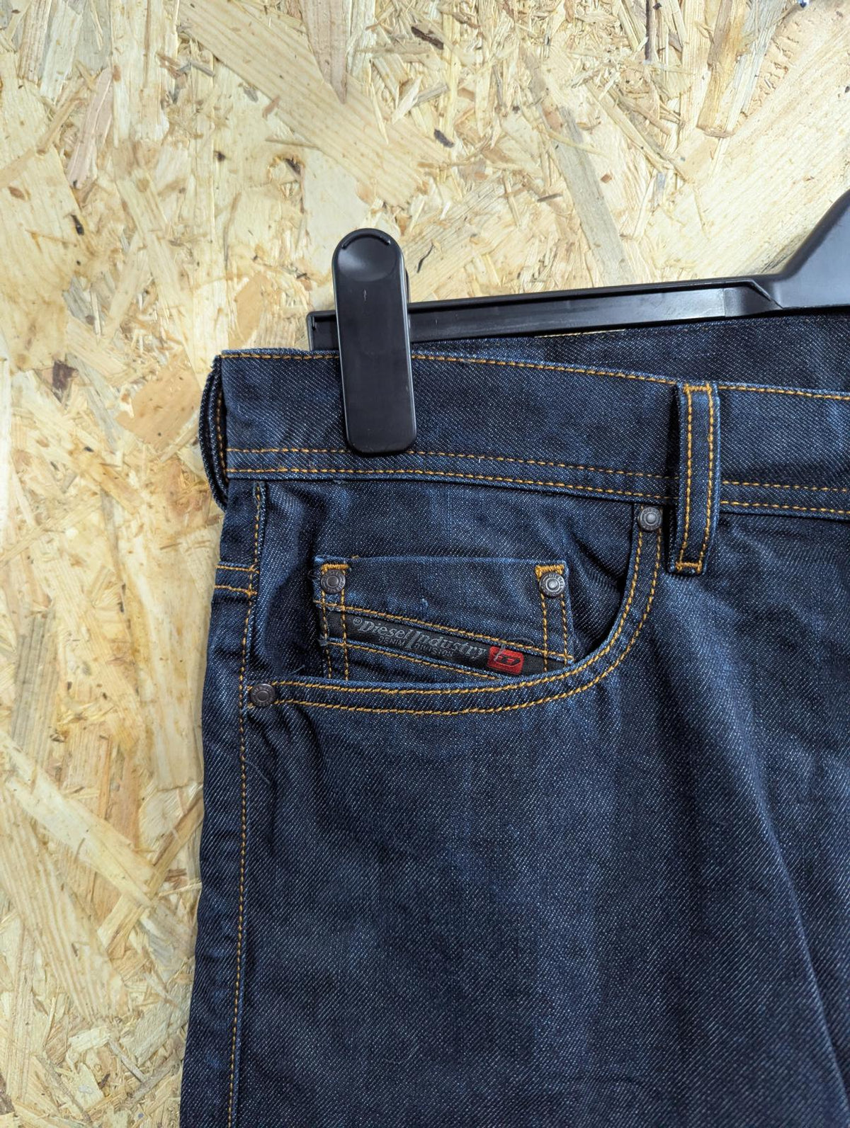 Diesel Rhial-R Jeans W32 L32 Men Raw Rigid Navy Blue Denim Slim Carrot Fit R8E50