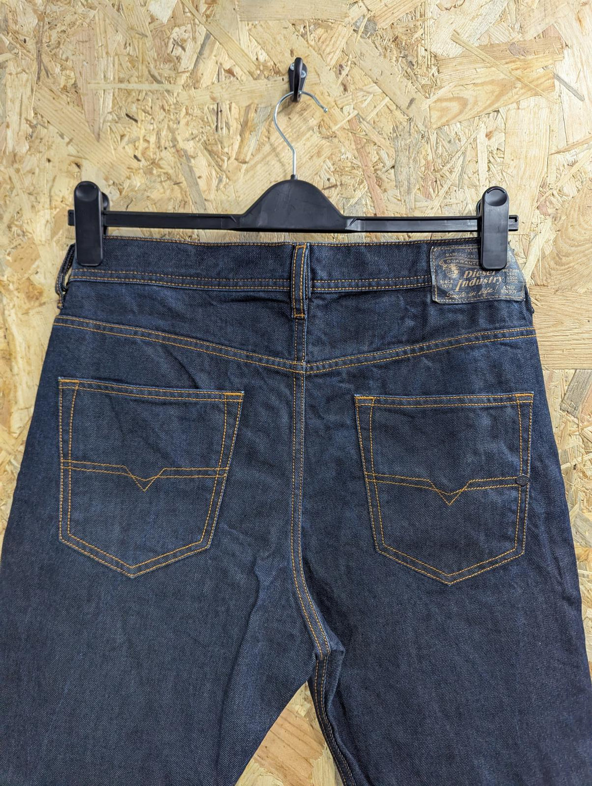 Diesel Rhial-R Jeans W32 L32 Men Raw Rigid Navy Blue Denim Slim Carrot Fit R8E50