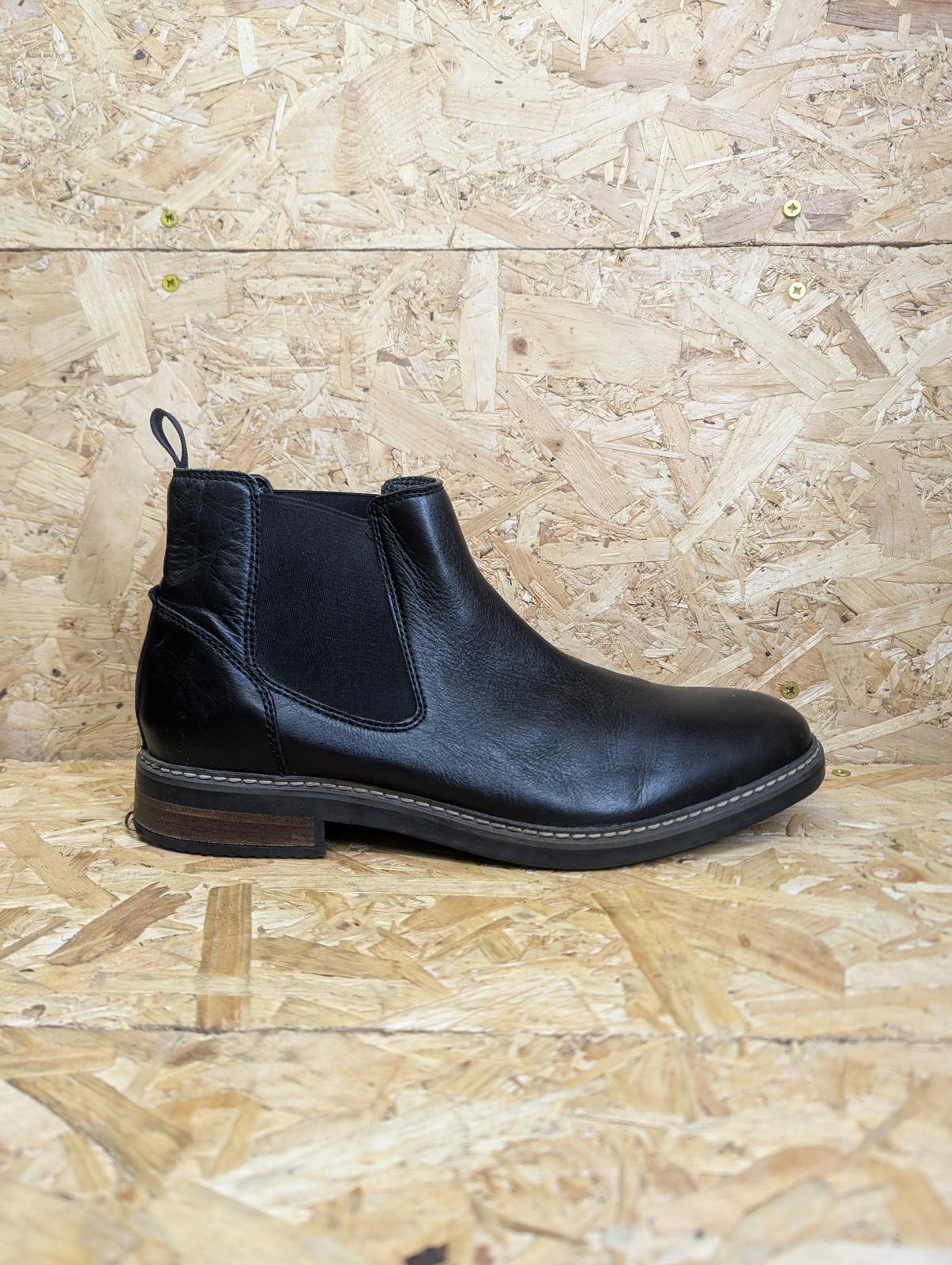 Clarks Black Leather Chelsea Boots Size UK 11 EU 46 Men Leather Slip-On Smart