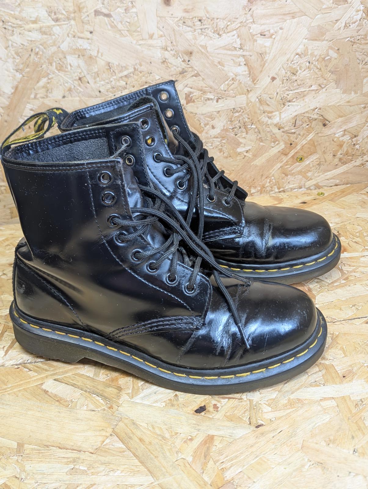 Dr Martens 1460 Leather Black Boots Size UK 6 EU 39 Women Lace Up Vintage