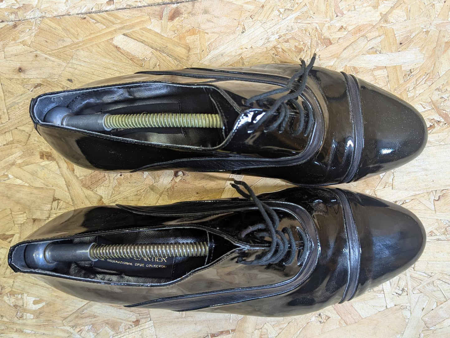 Roland Cartier Dress Shoes UK 10 EU 44 Men Brogue Classic Shine Black Leather