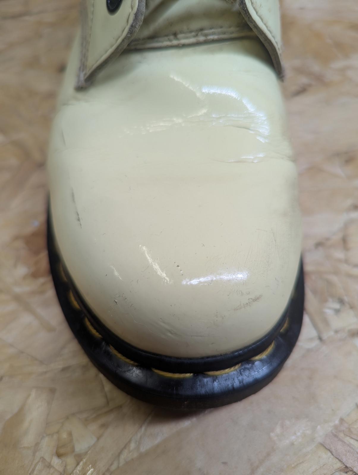 Dr Martens 27216 Boots Mens UK 8 EU 42 Cream Leather 1460 Vintage Retro Combat