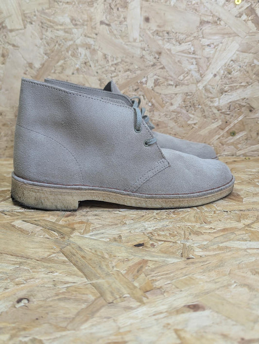 Clarks Originals Desert Boots UK 6 EU 39.5 Beige Suede Leather Gum Sole Boxed
