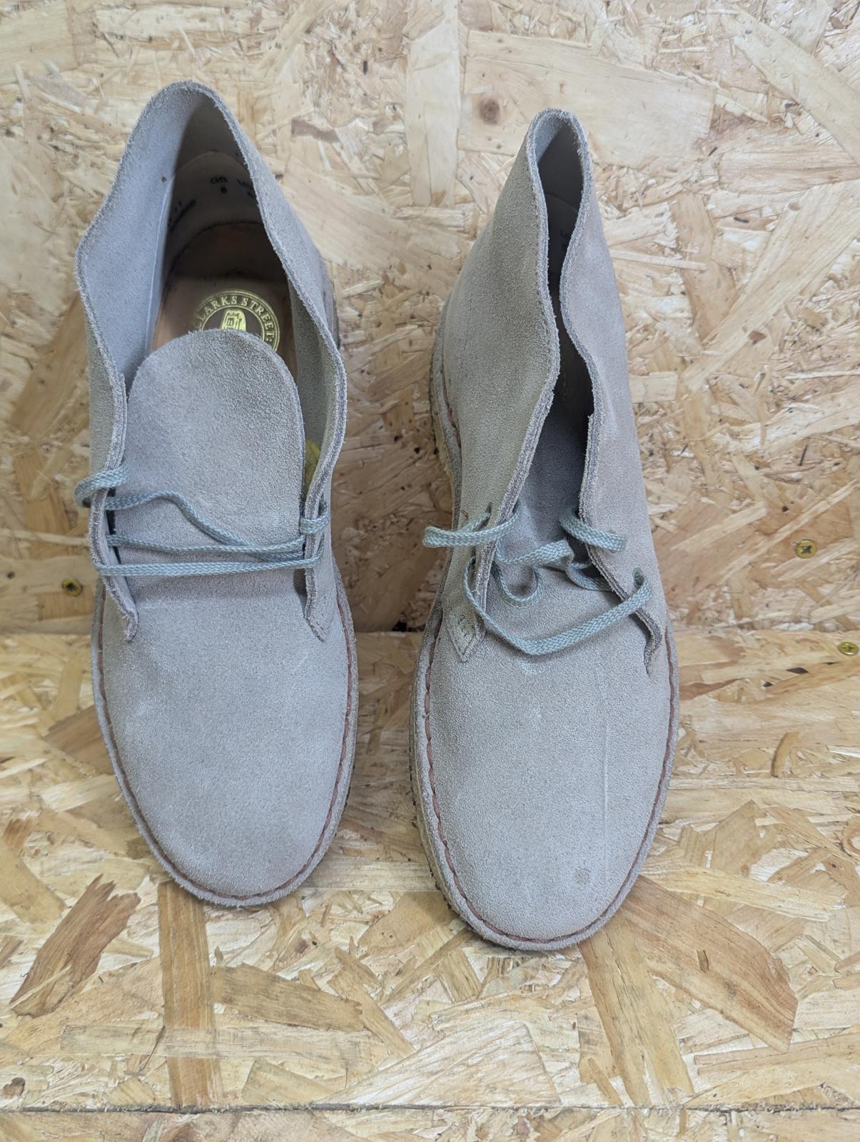 Clarks Originals Desert Boots UK 6 EU 39.5 Beige Suede Leather Gum Sole Boxed