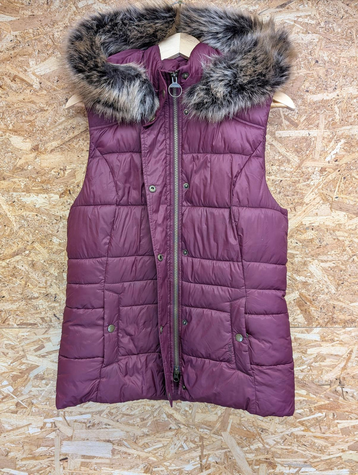 Barbour Ullswater Gilet UK 10 Women Burgundy Hooded Fibredown Padded Vest Quilt