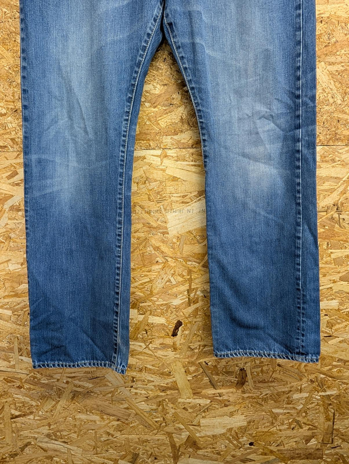 One True Saxon Jeans W32 L30 Men Mid Blue Fades Straight Leg Button Fly