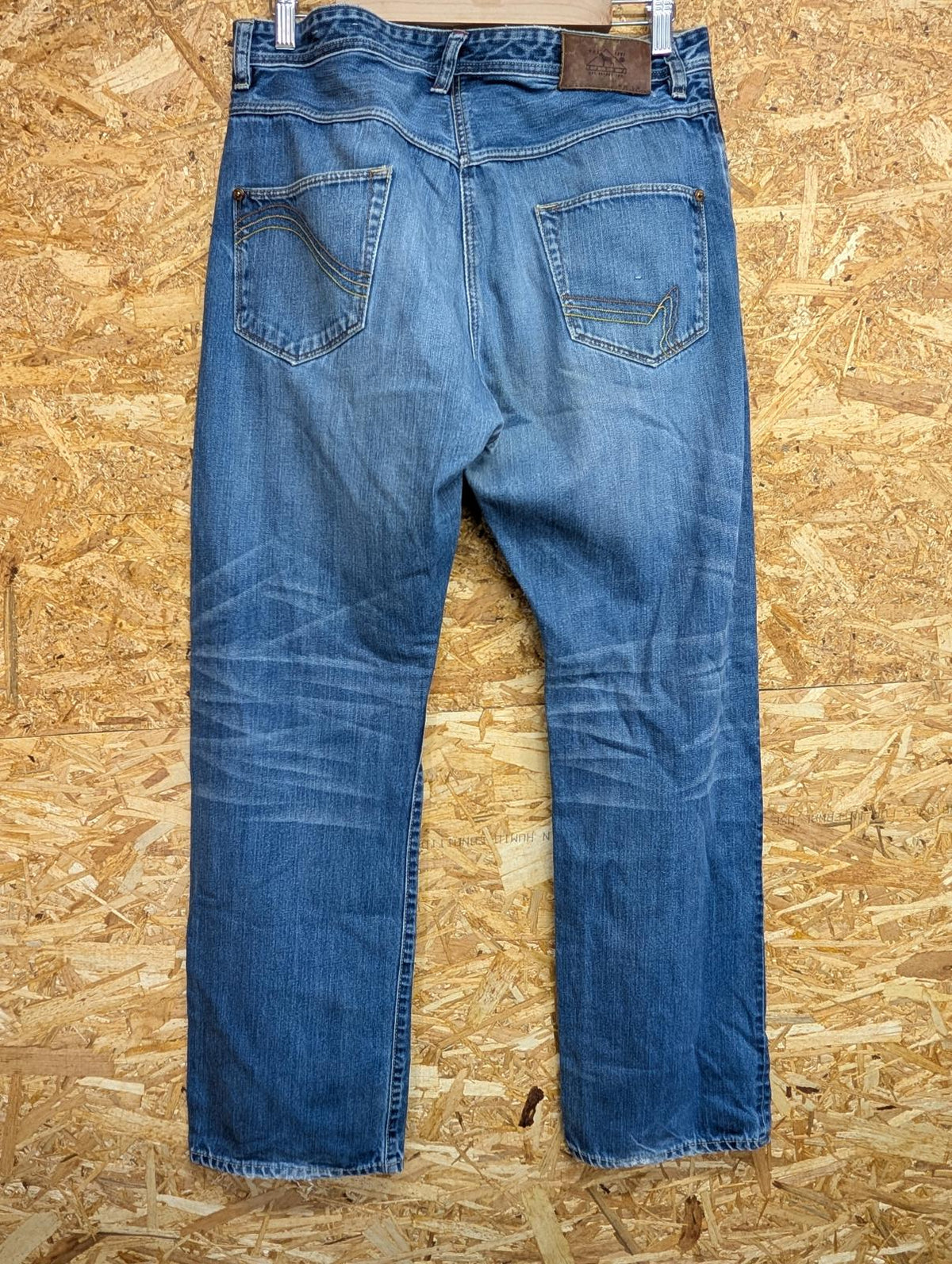 One True Saxon Jeans W32 L30 Men Mid Blue Fades Straight Leg Button Fly