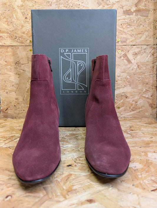 DP James Cadogan Boots Size 6 UK 40 EU Burgundy Suede Cuban Heel Zip Up Side