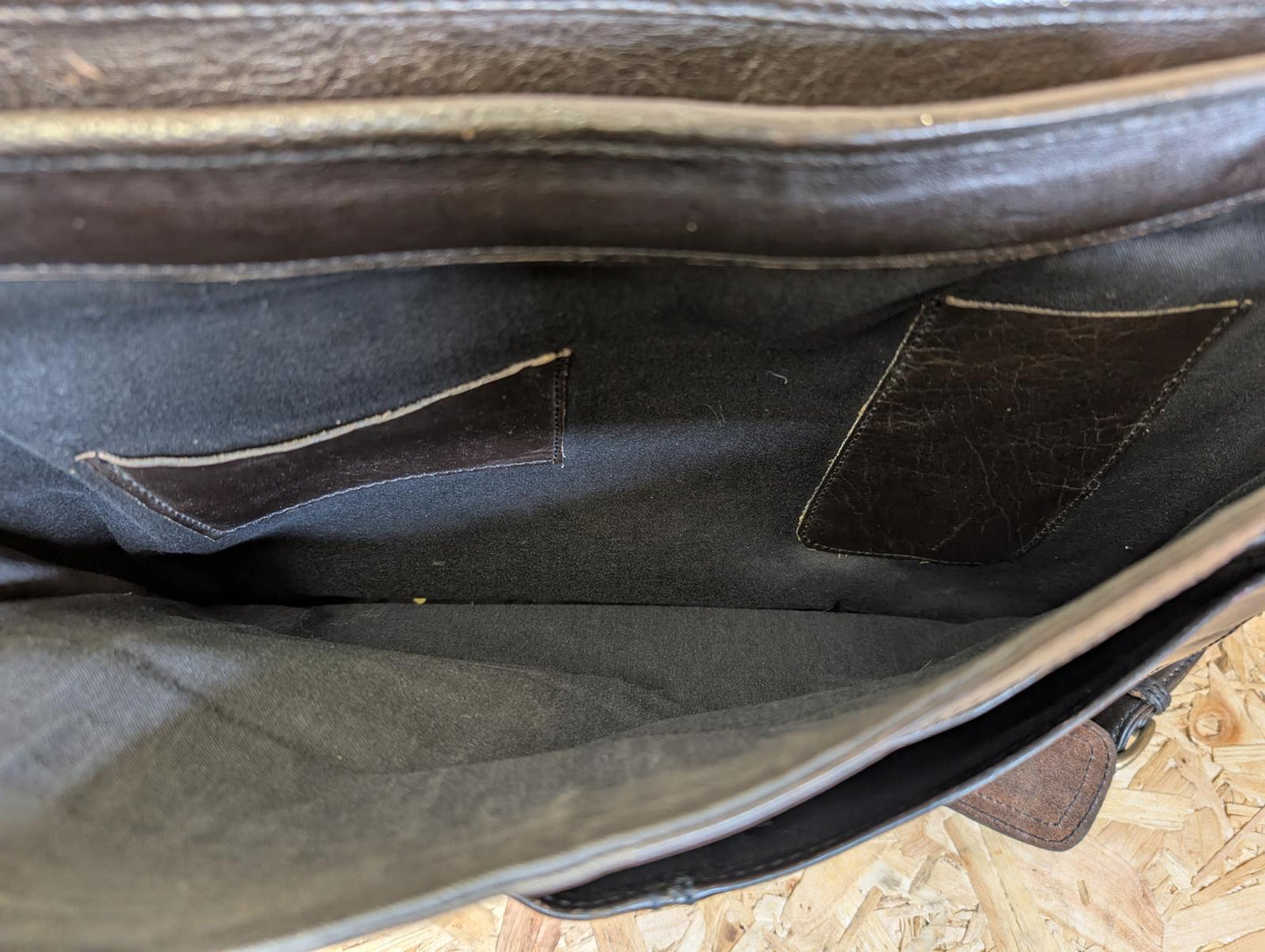 Quality Leather Brown 17 " Messenger Bag Medium Briefcase Satchel Book Strap