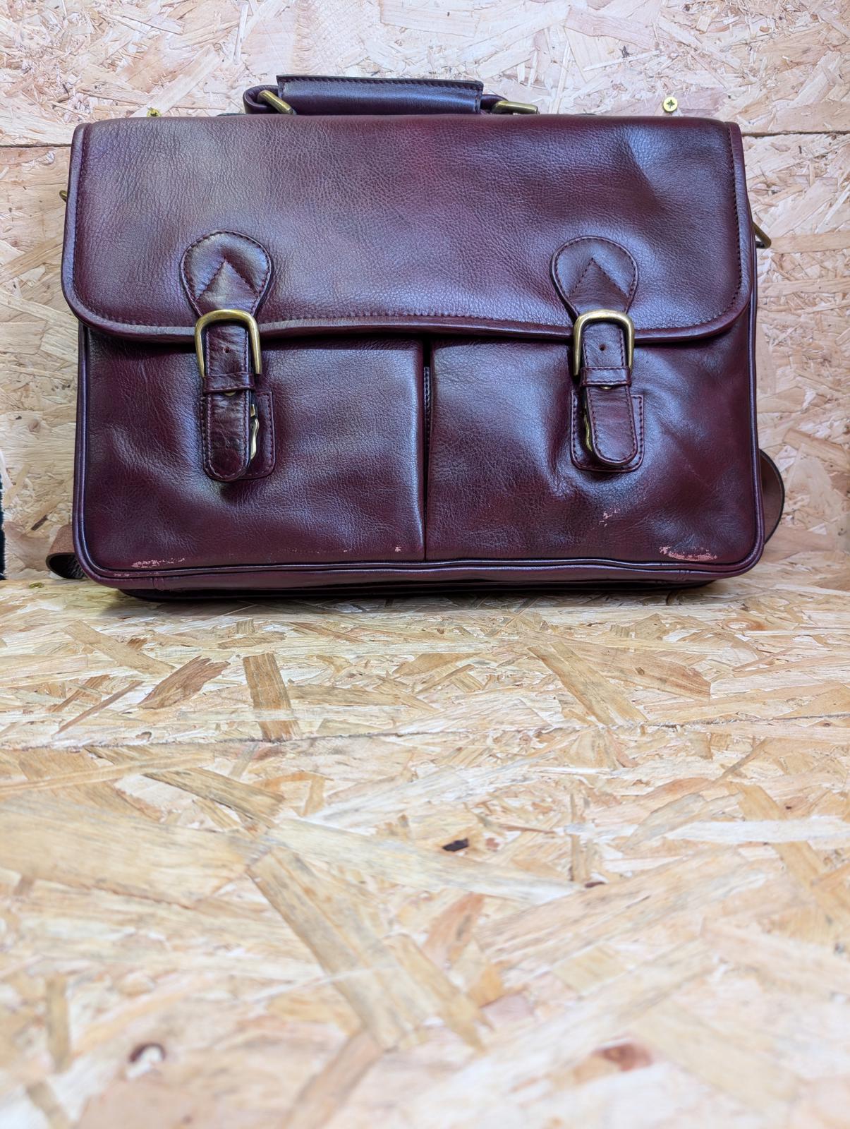 Quality Leather Burgundy 16 " Messenger Bag Medium Briefcase Satchel Book Strap