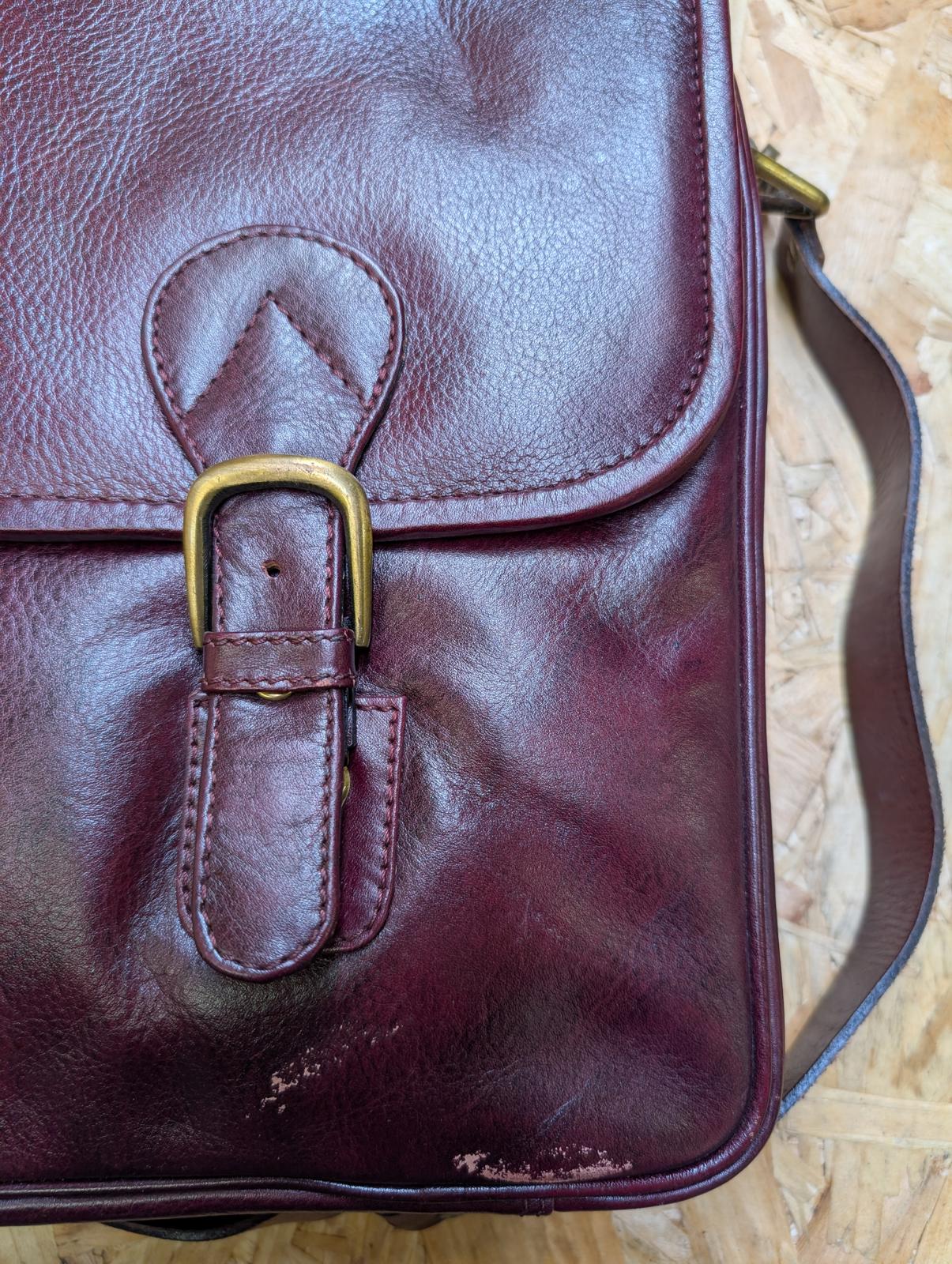 Quality Leather Burgundy 16 " Messenger Bag Medium Briefcase Satchel Book Strap